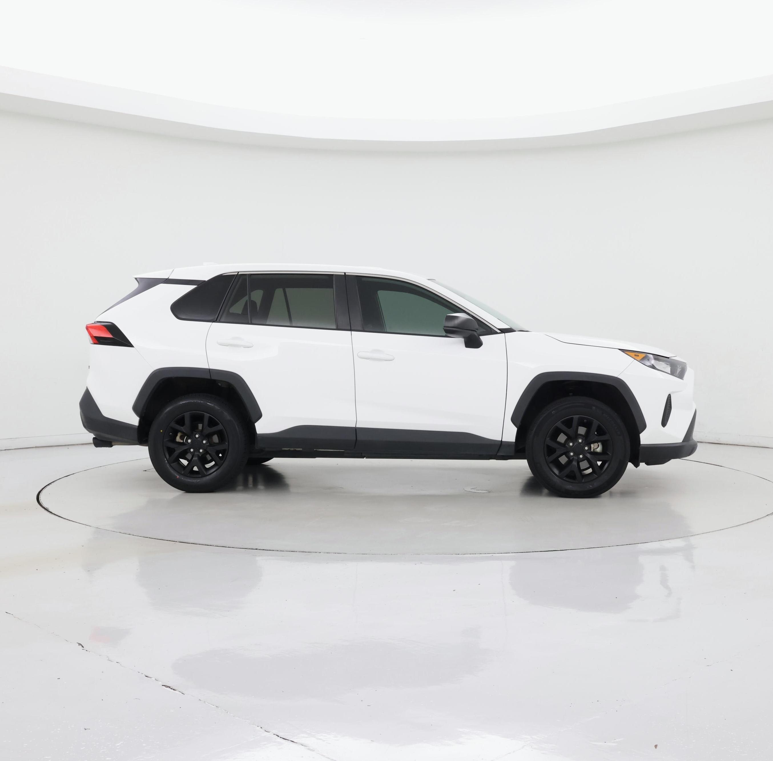 Thumbnail: 2022 Toyota RAV4 - 7