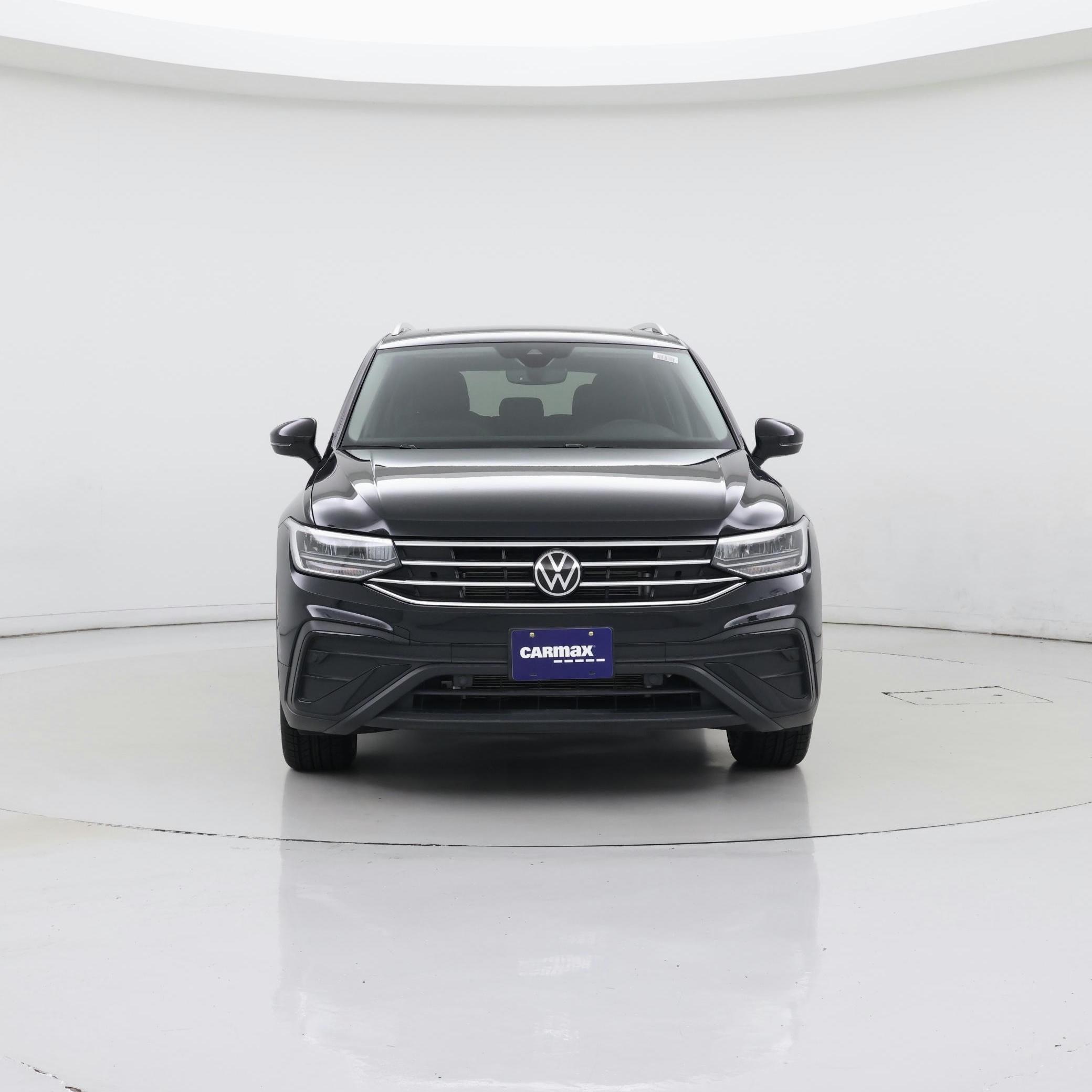 Thumbnail: 2023 Volkswagen Tiguan - 5