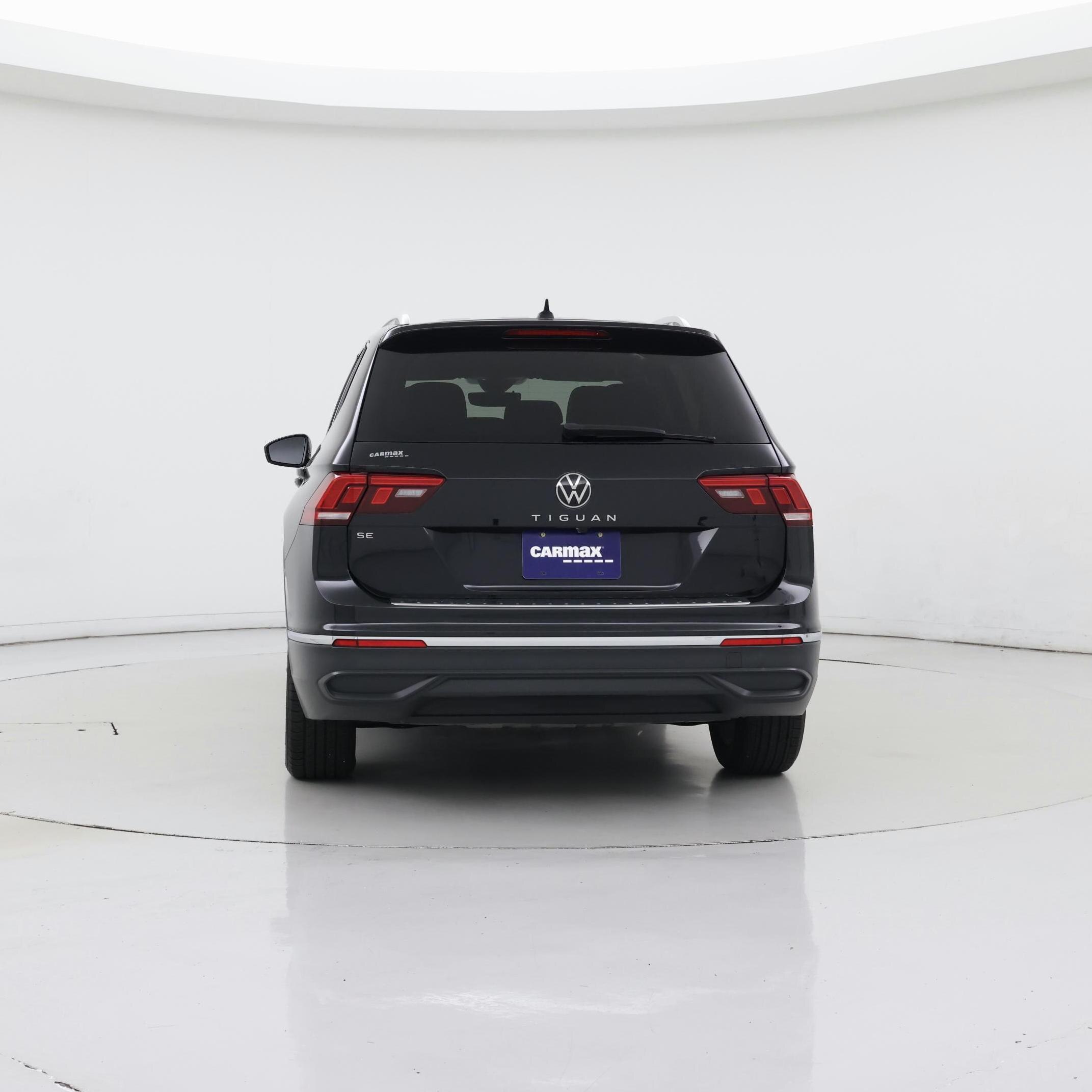 Thumbnail: 2023 Volkswagen Tiguan - 6