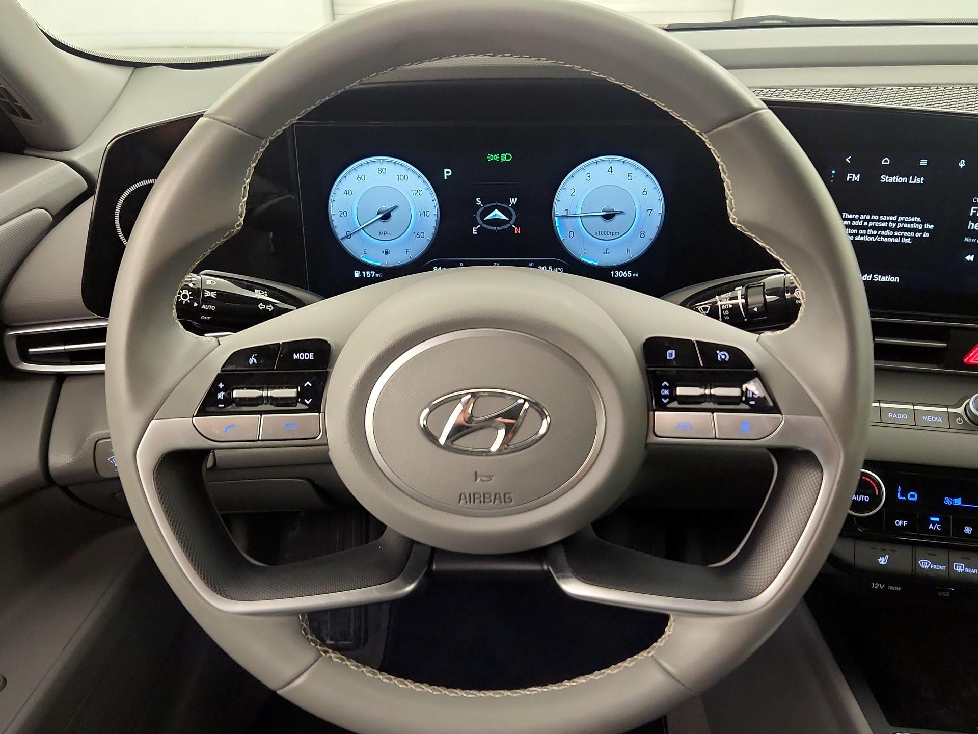 Thumbnail: 2023 Hyundai Elantra - 10