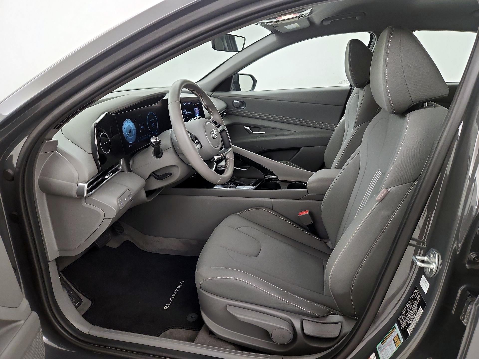 Thumbnail: 2023 Hyundai Elantra - 11