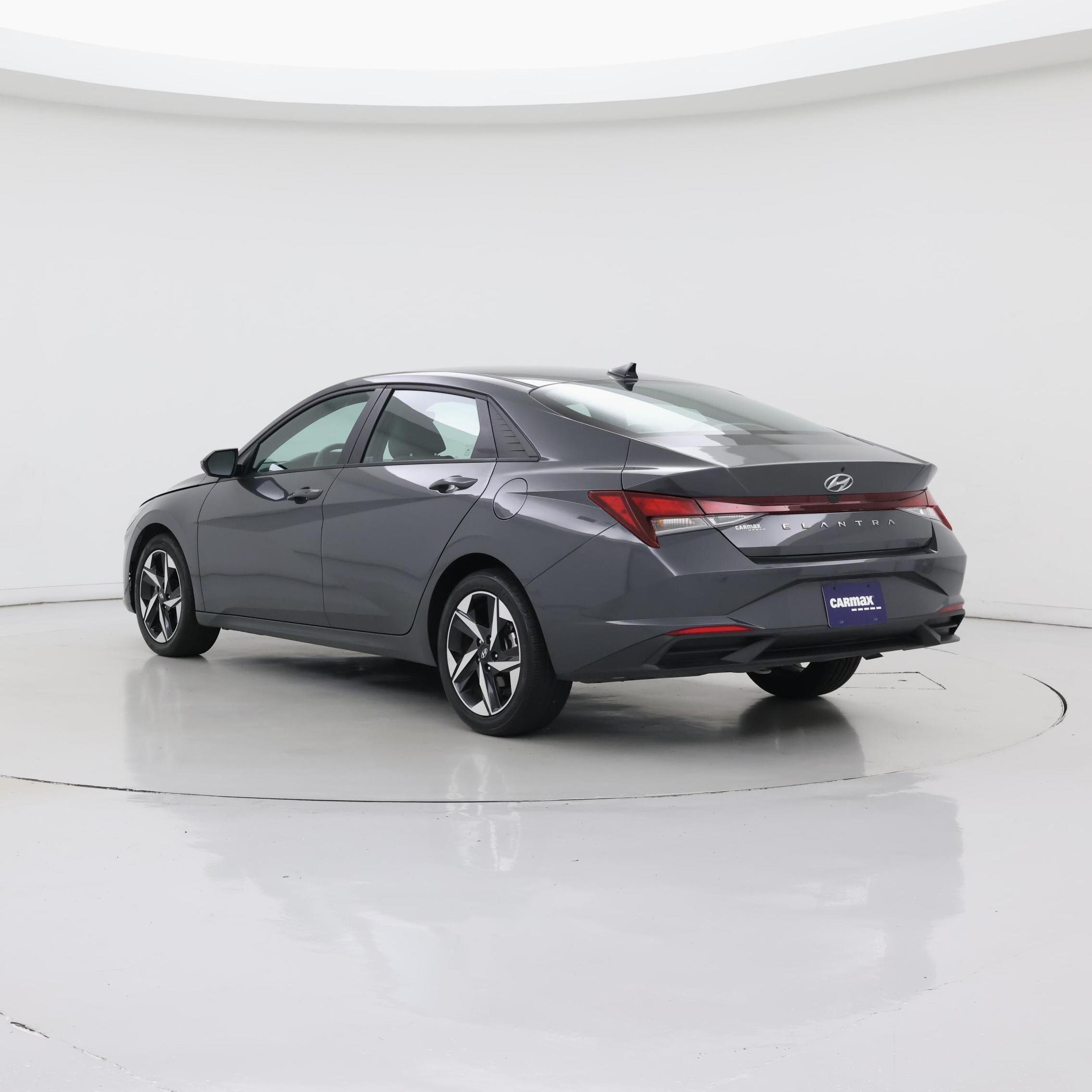 Thumbnail: 2023 Hyundai Elantra - 2