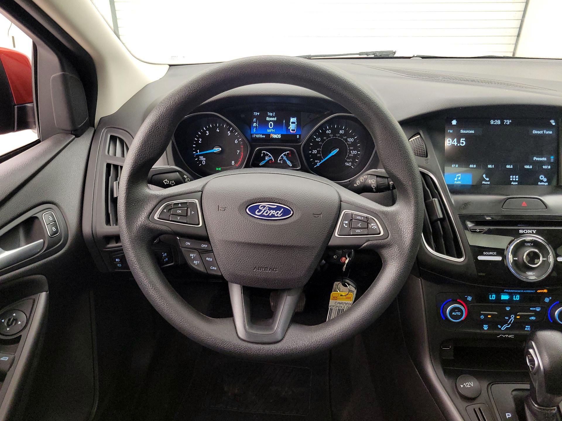 Thumbnail: 2018 Ford Focus - 10