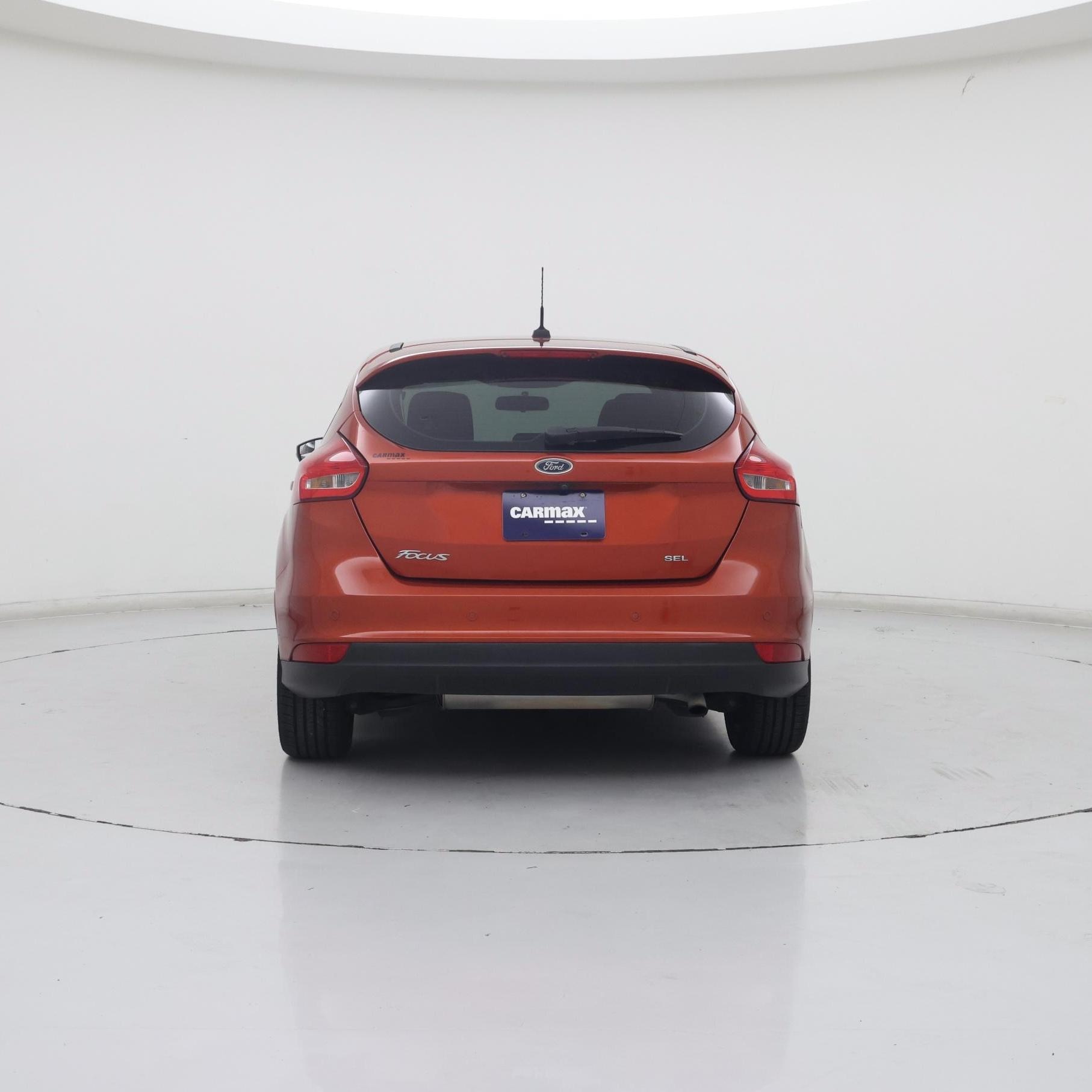 Thumbnail: 2018 Ford Focus - 6