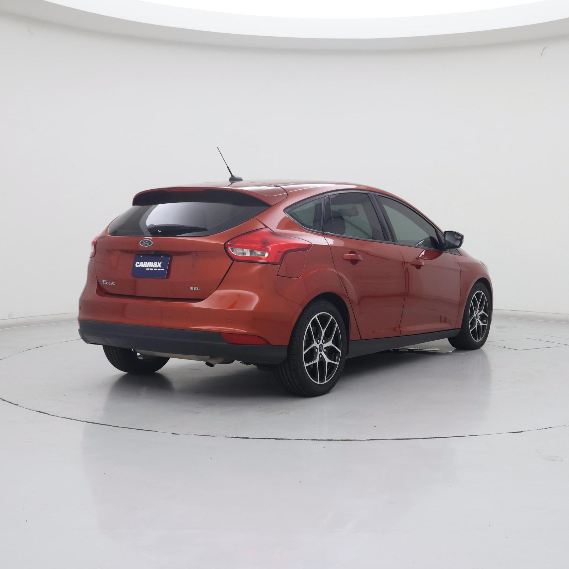 Thumbnail: 2018 Ford Focus - 8