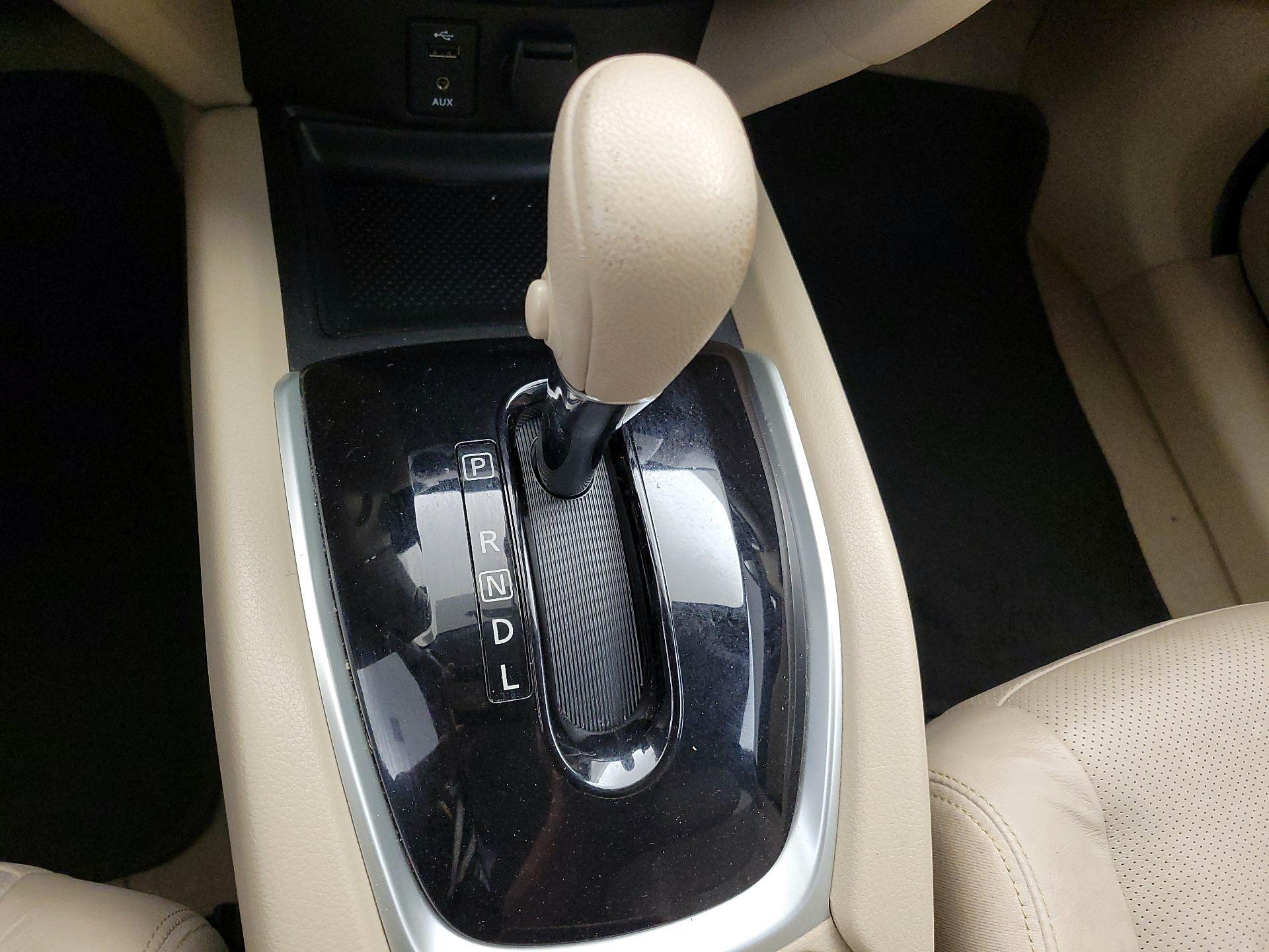 Thumbnail: 2014 Nissan Rogue - 17