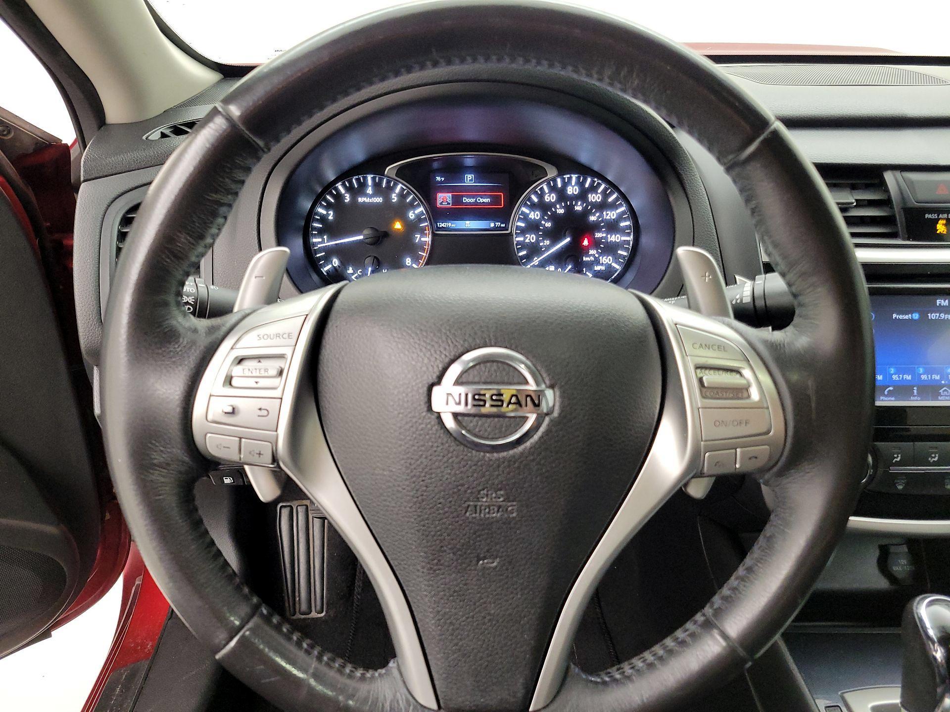 Thumbnail: 2018 Nissan Altima - 10