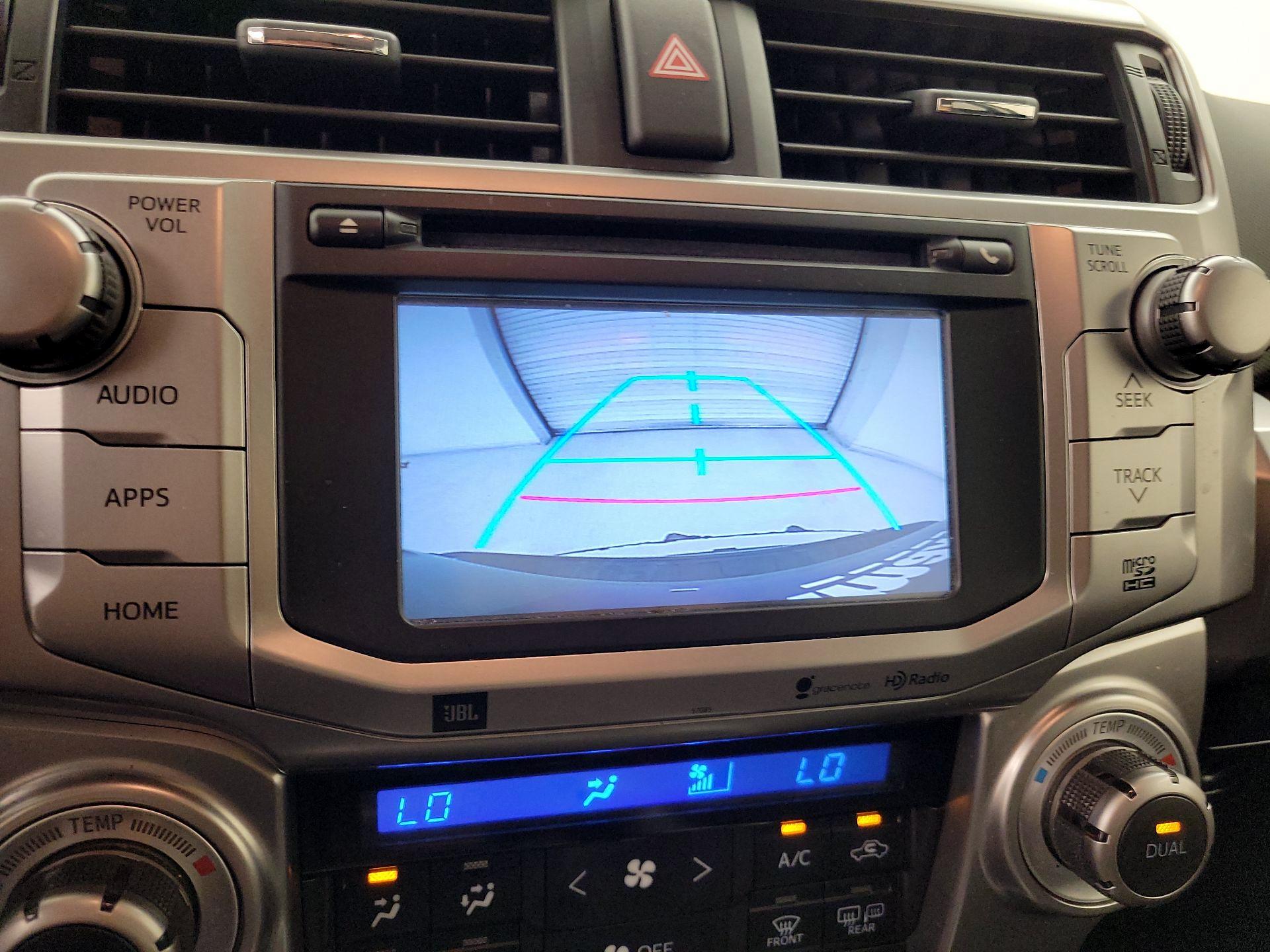 Thumbnail: 2014 Toyota 4Runner - 15