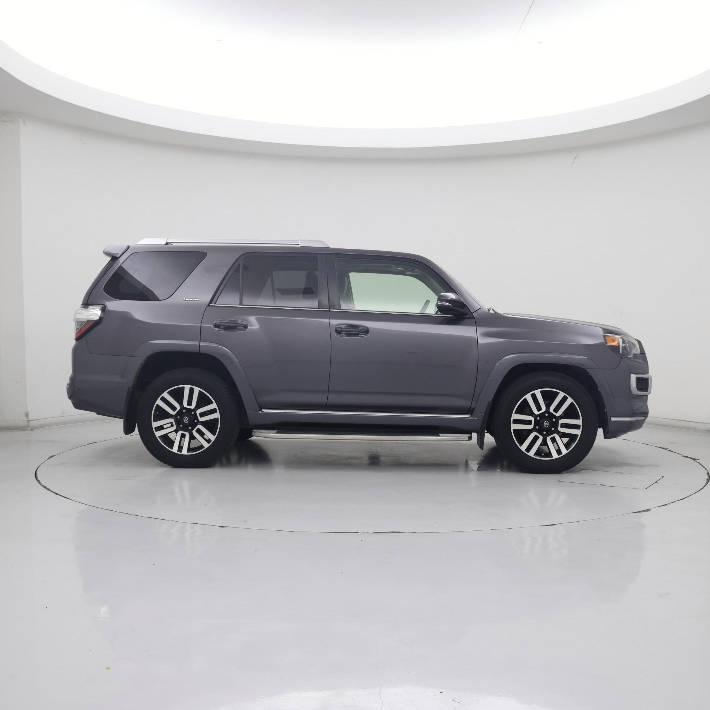 Thumbnail: 2014 Toyota 4Runner - 7