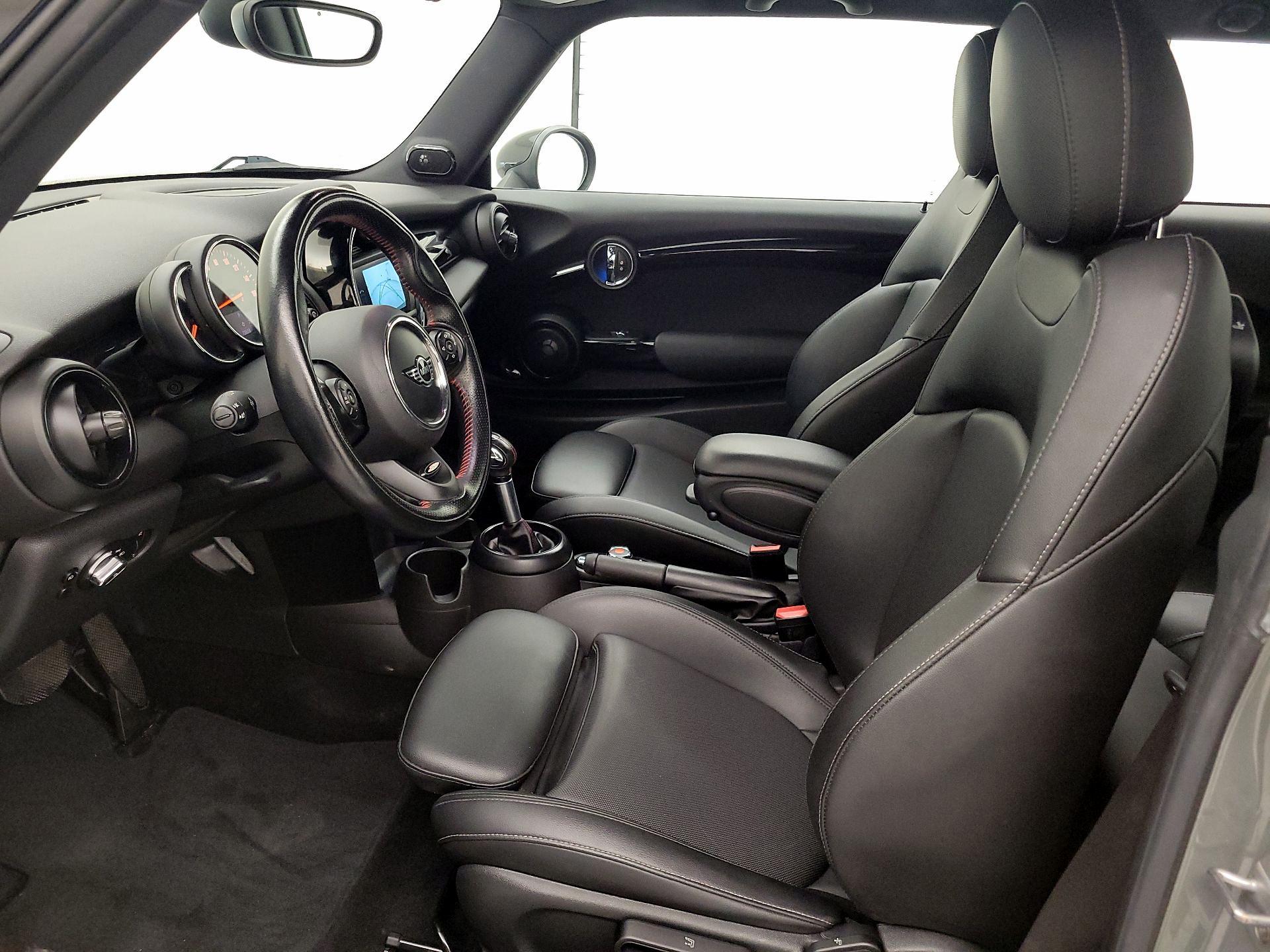 Thumbnail: 2019 MINI Cooper Hardtop - 11