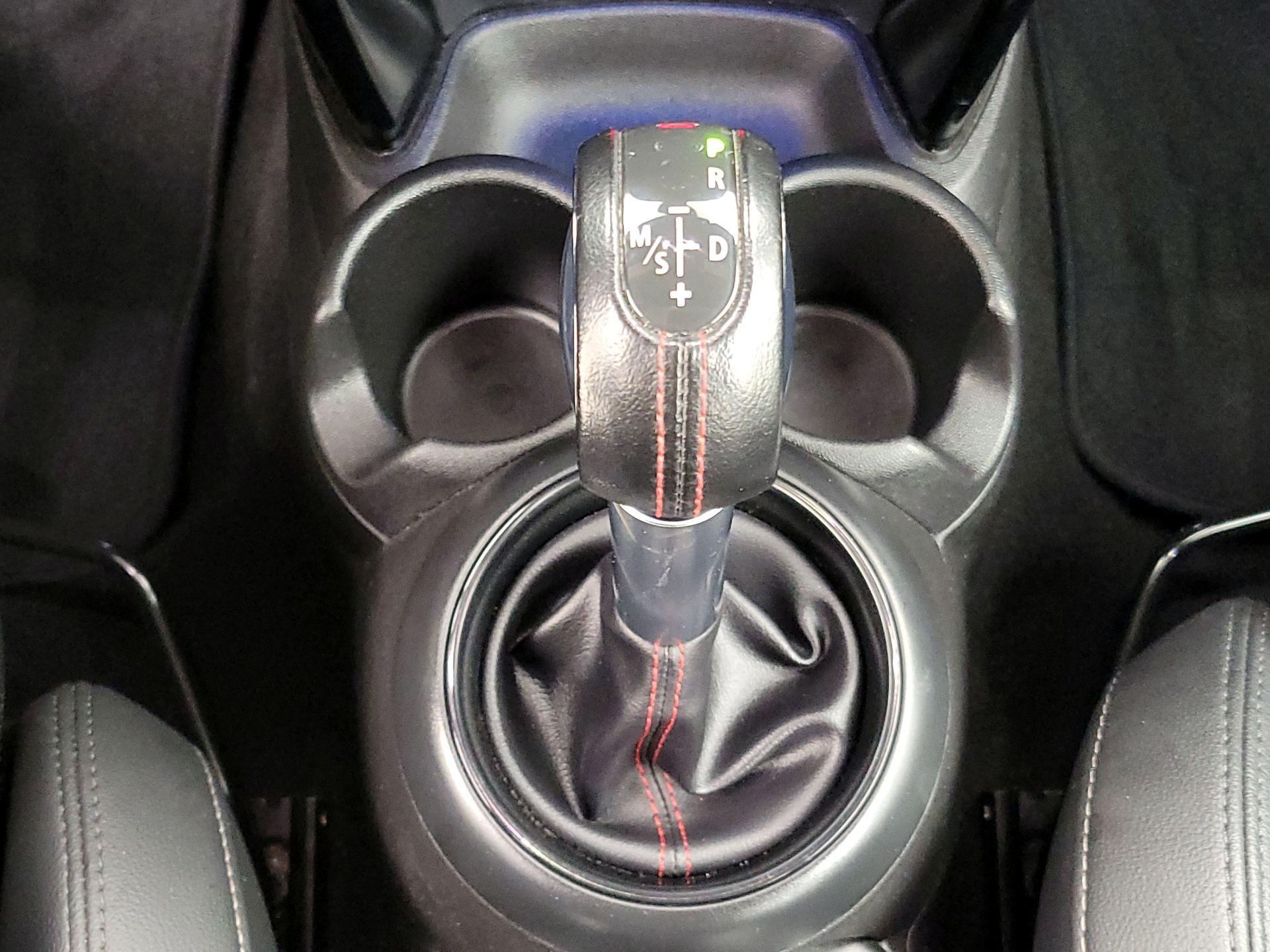 Thumbnail: 2019 MINI Cooper Hardtop - 17