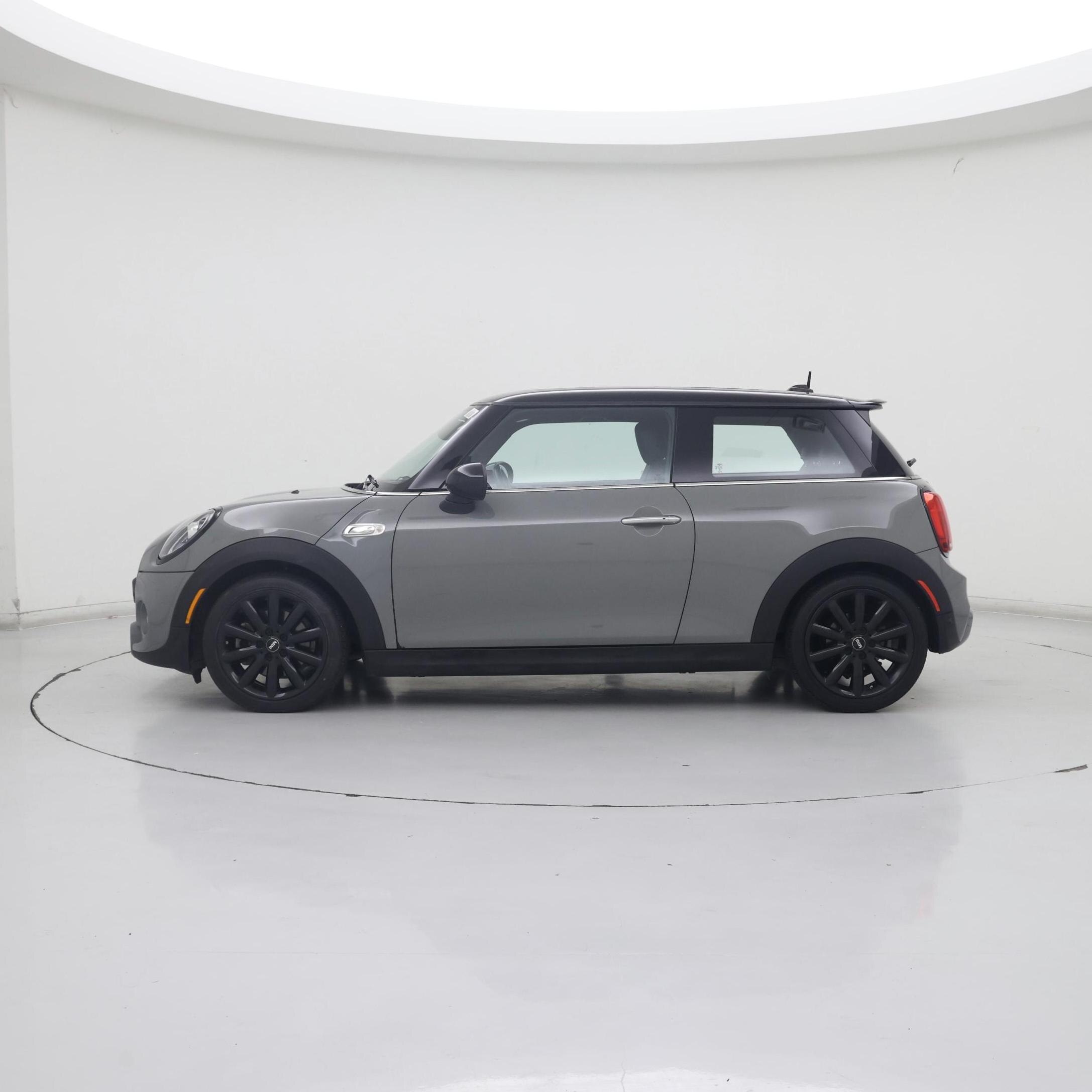 Thumbnail: 2019 MINI Cooper Hardtop - 3