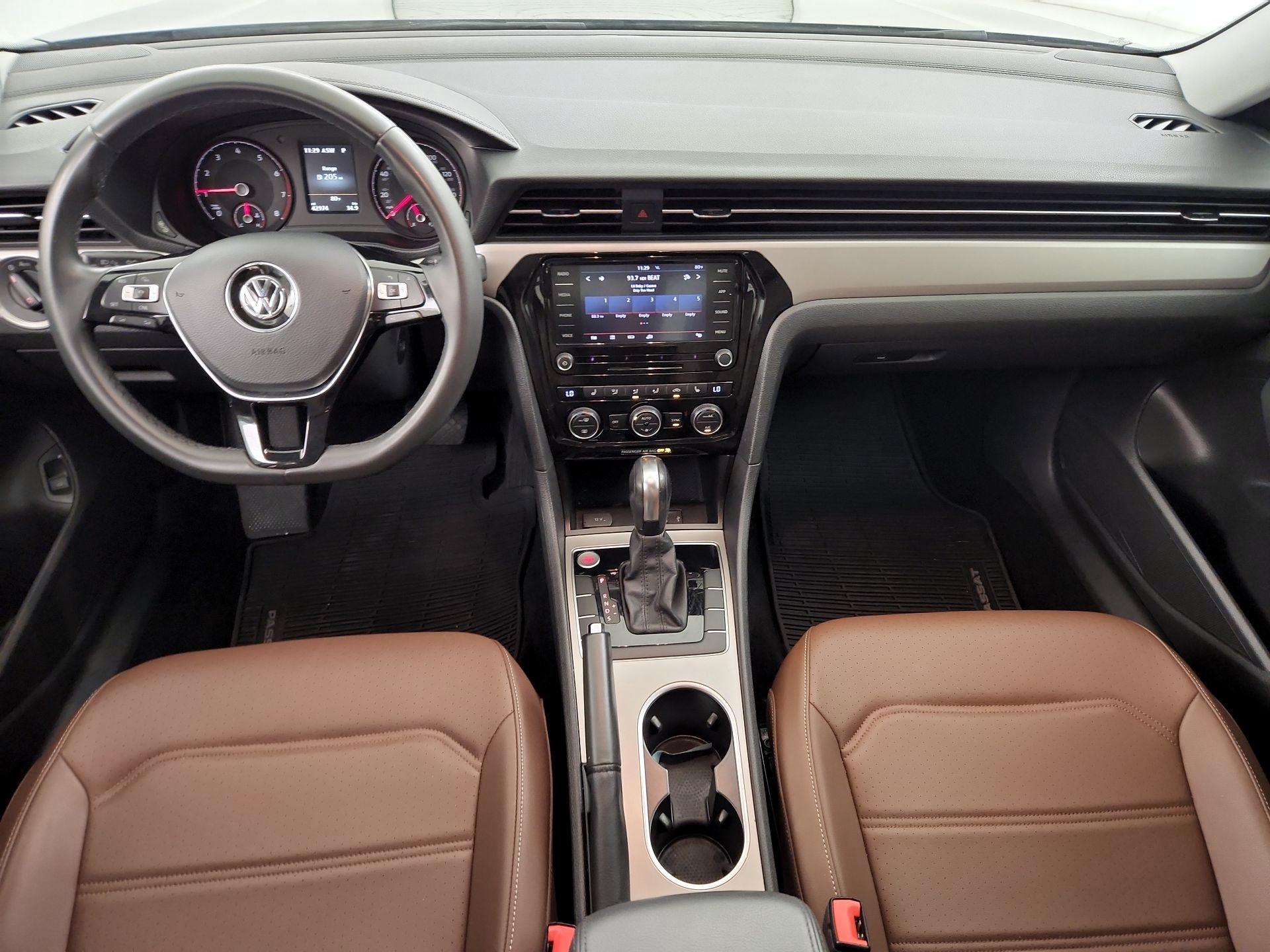 Thumbnail: 2021 Volkswagen Passat - 9
