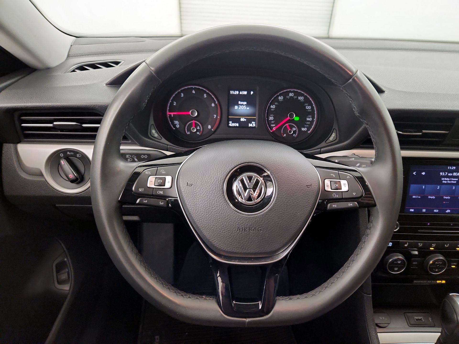 Thumbnail: 2021 Volkswagen Passat - 10
