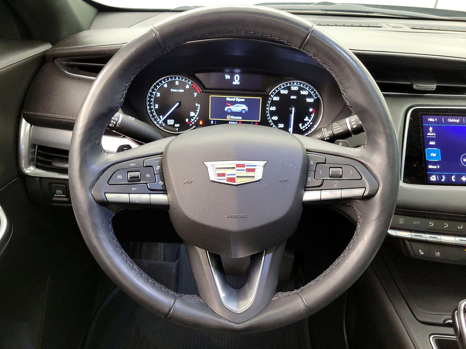 Thumbnail: 2020 Cadillac XT4 - 10