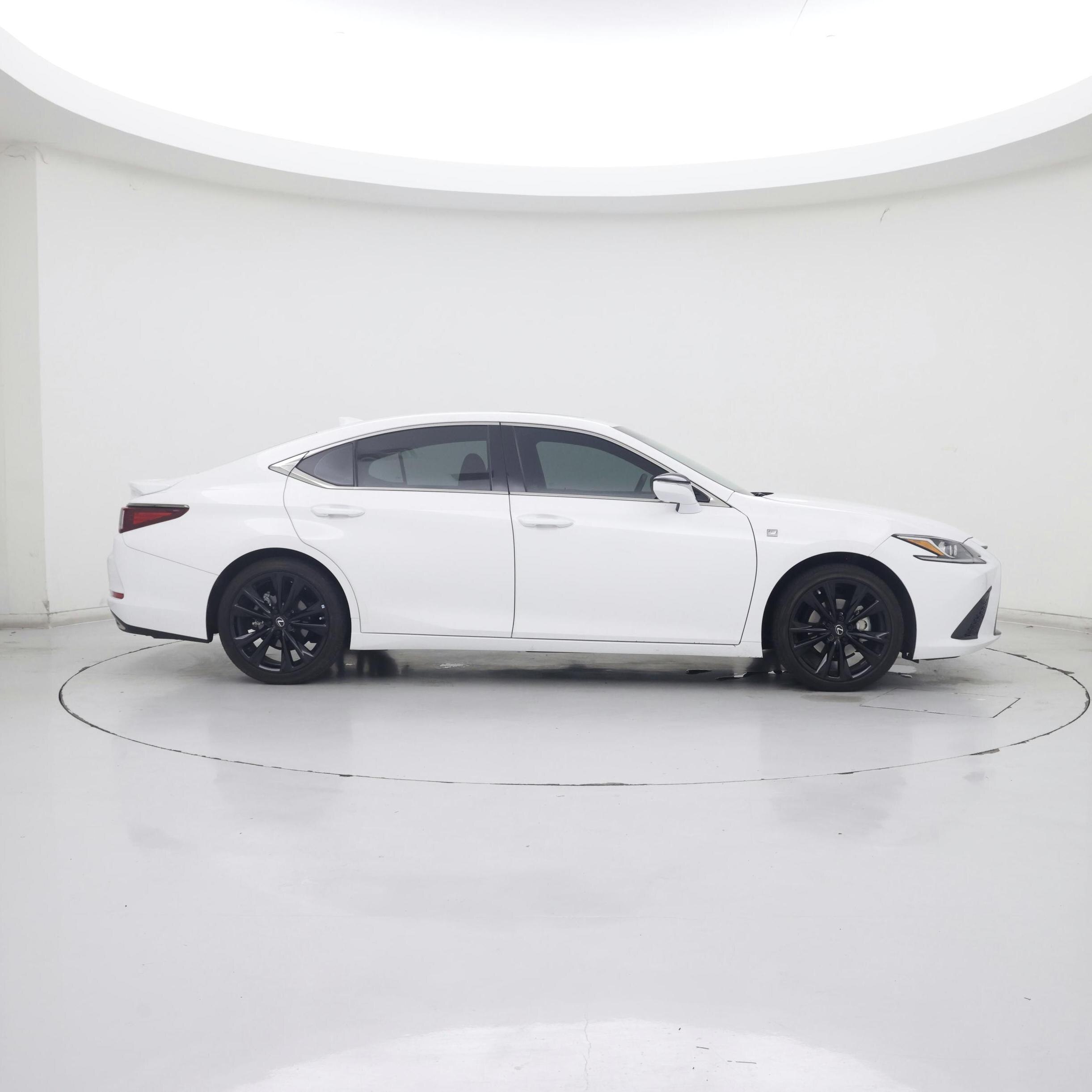 Thumbnail: 2023 Lexus ES - 7