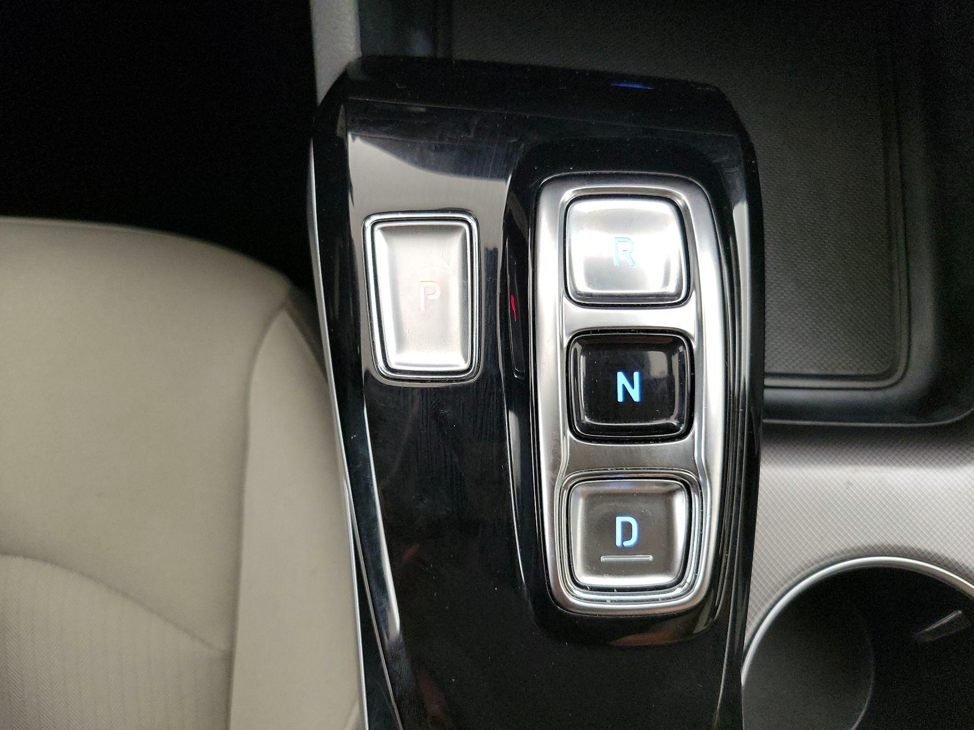 Thumbnail: 2023 Hyundai Sonata - 17