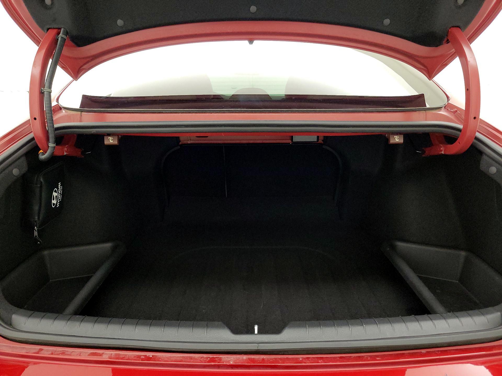 Thumbnail: 2023 Hyundai Sonata - 20