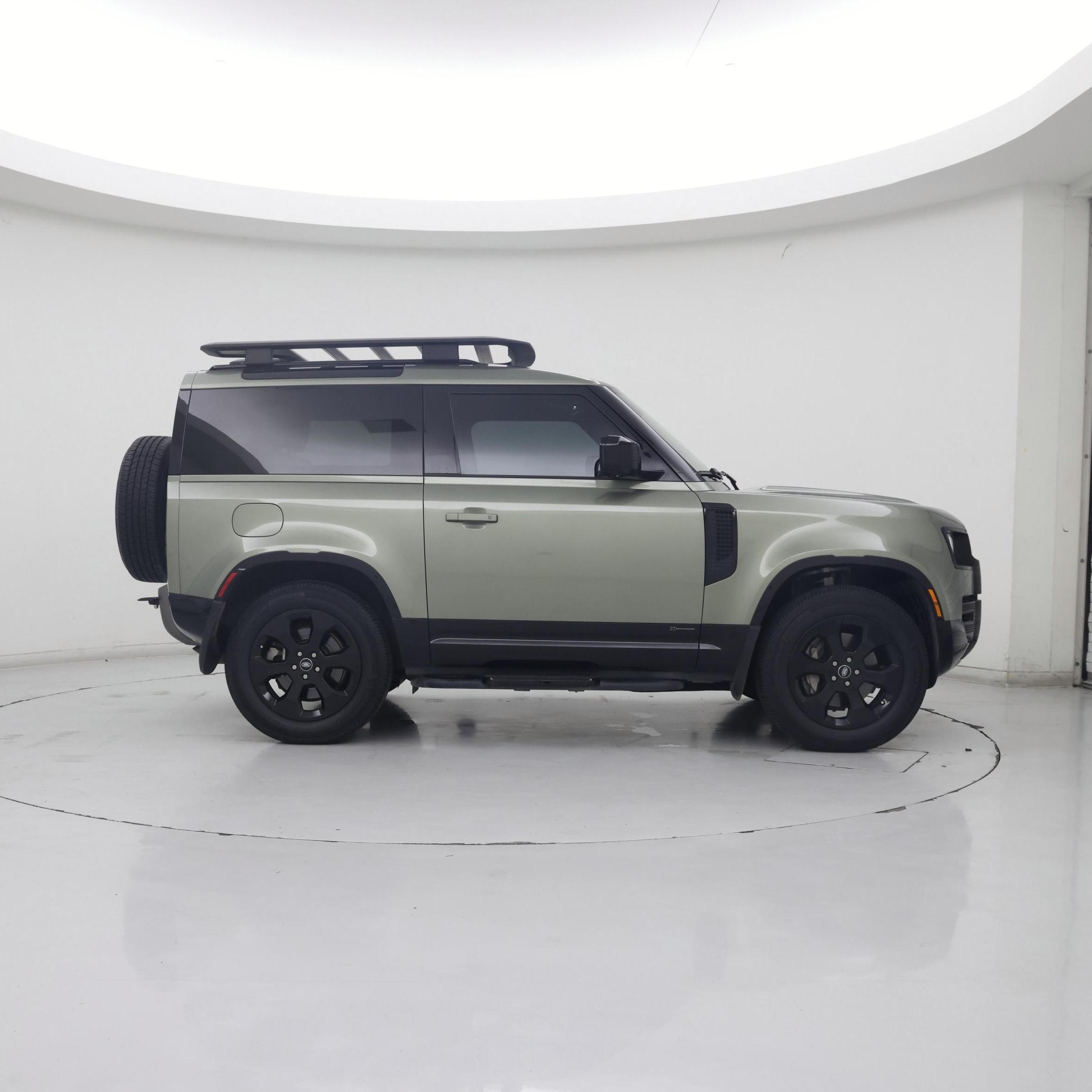 Thumbnail: 2021 Land Rover Defender - 7