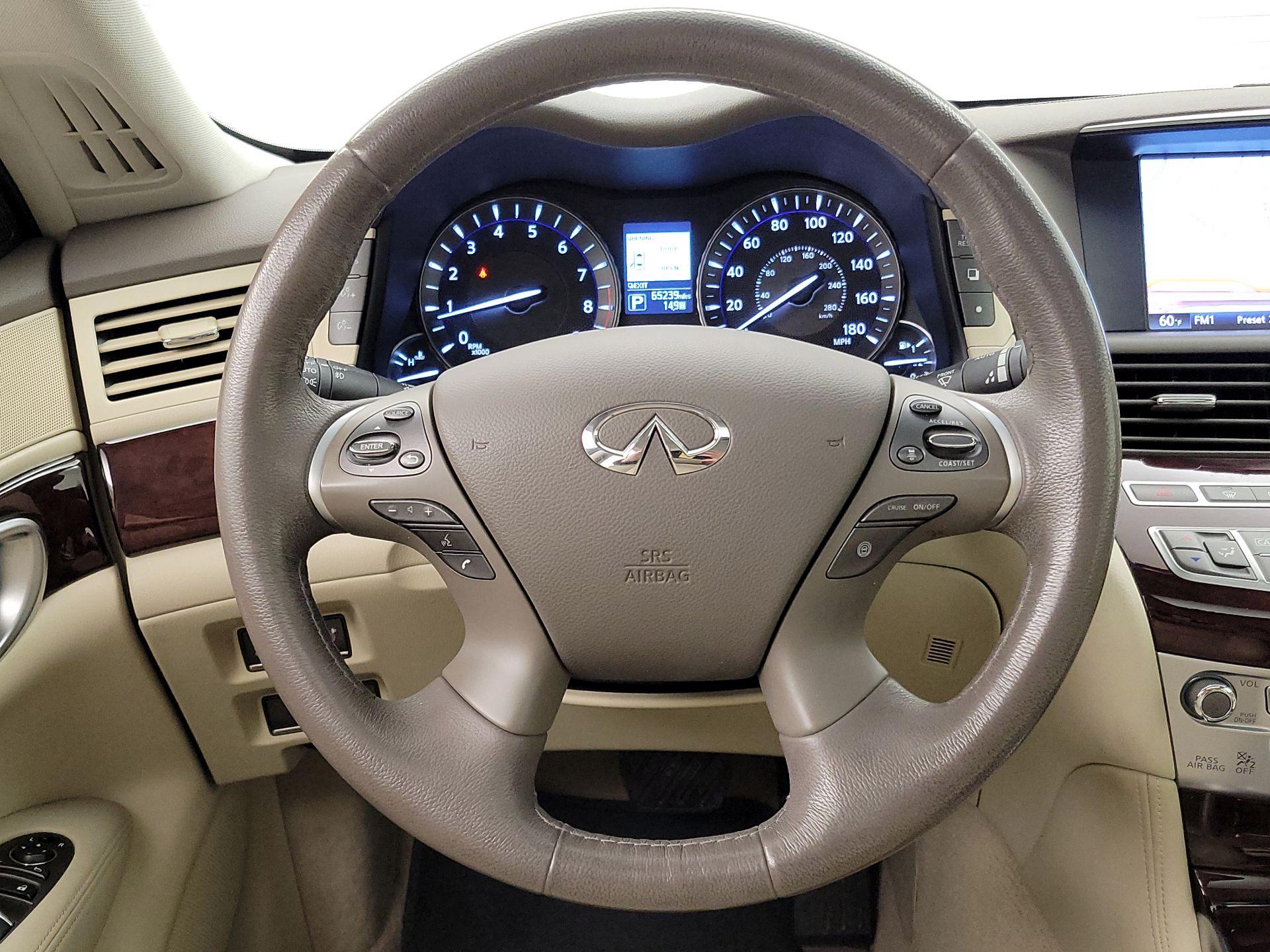 Thumbnail: 2015 INFINITI Q70 - 10