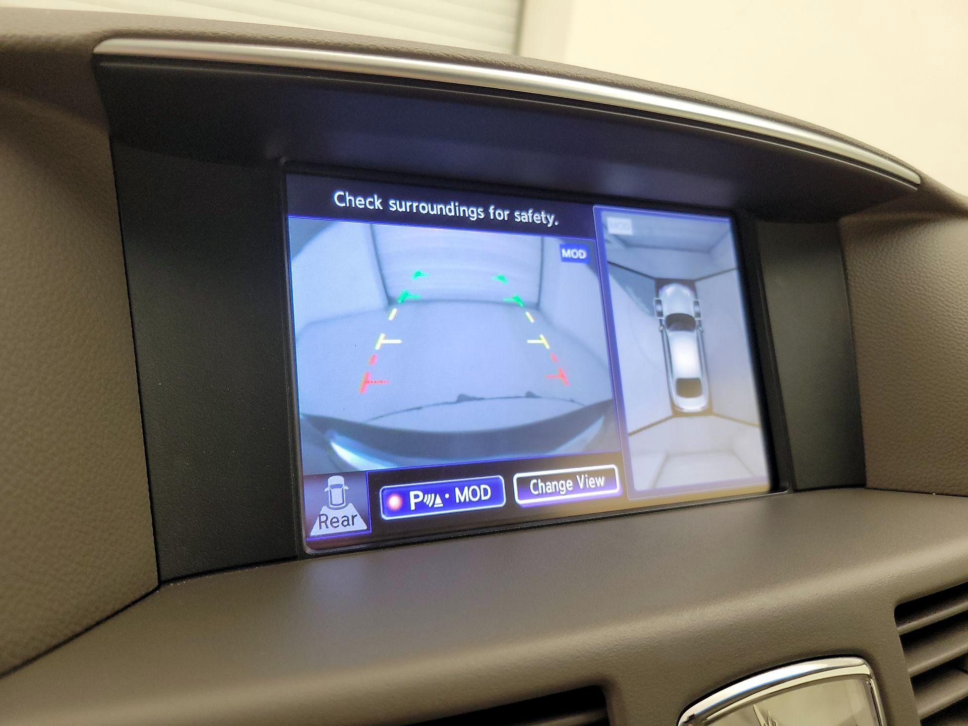 Thumbnail: 2015 INFINITI Q70 - 15
