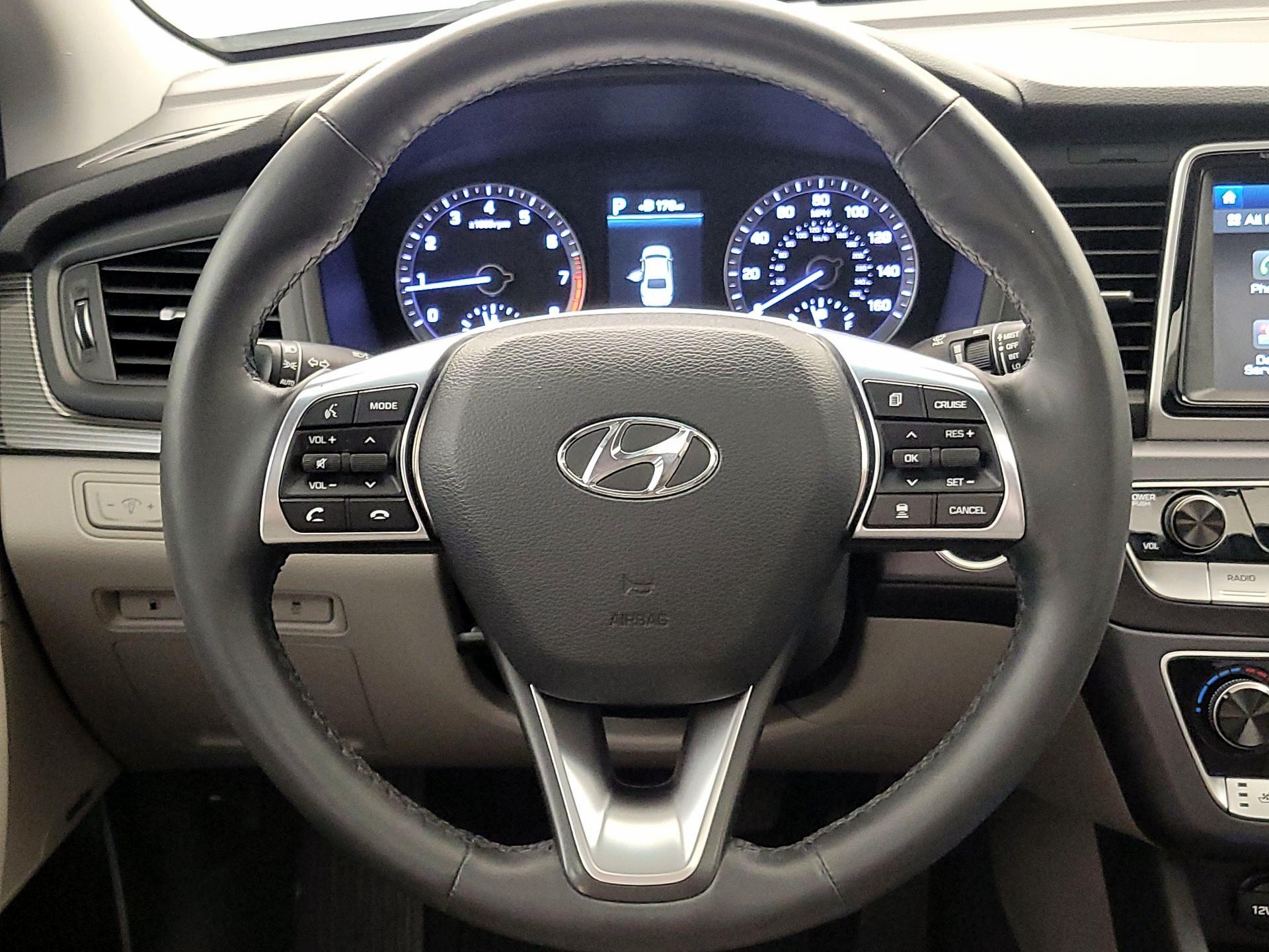 Thumbnail: 2018 Hyundai Sonata - 10