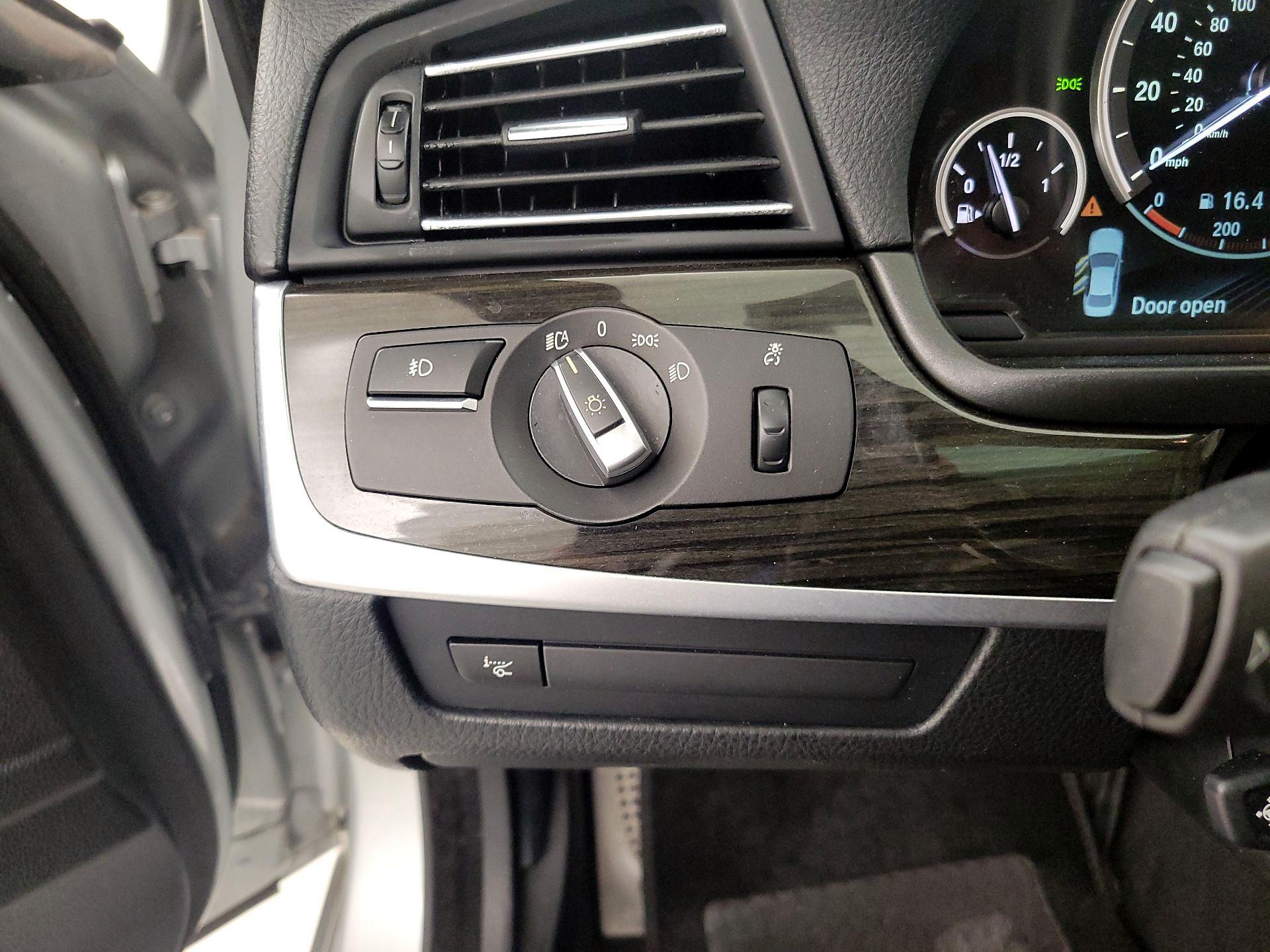 Thumbnail: 2014 BMW 5 Series - 13