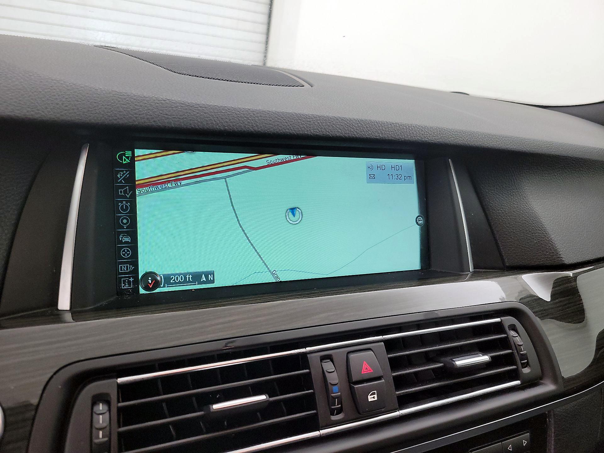 Thumbnail: 2014 BMW 5 Series - 14