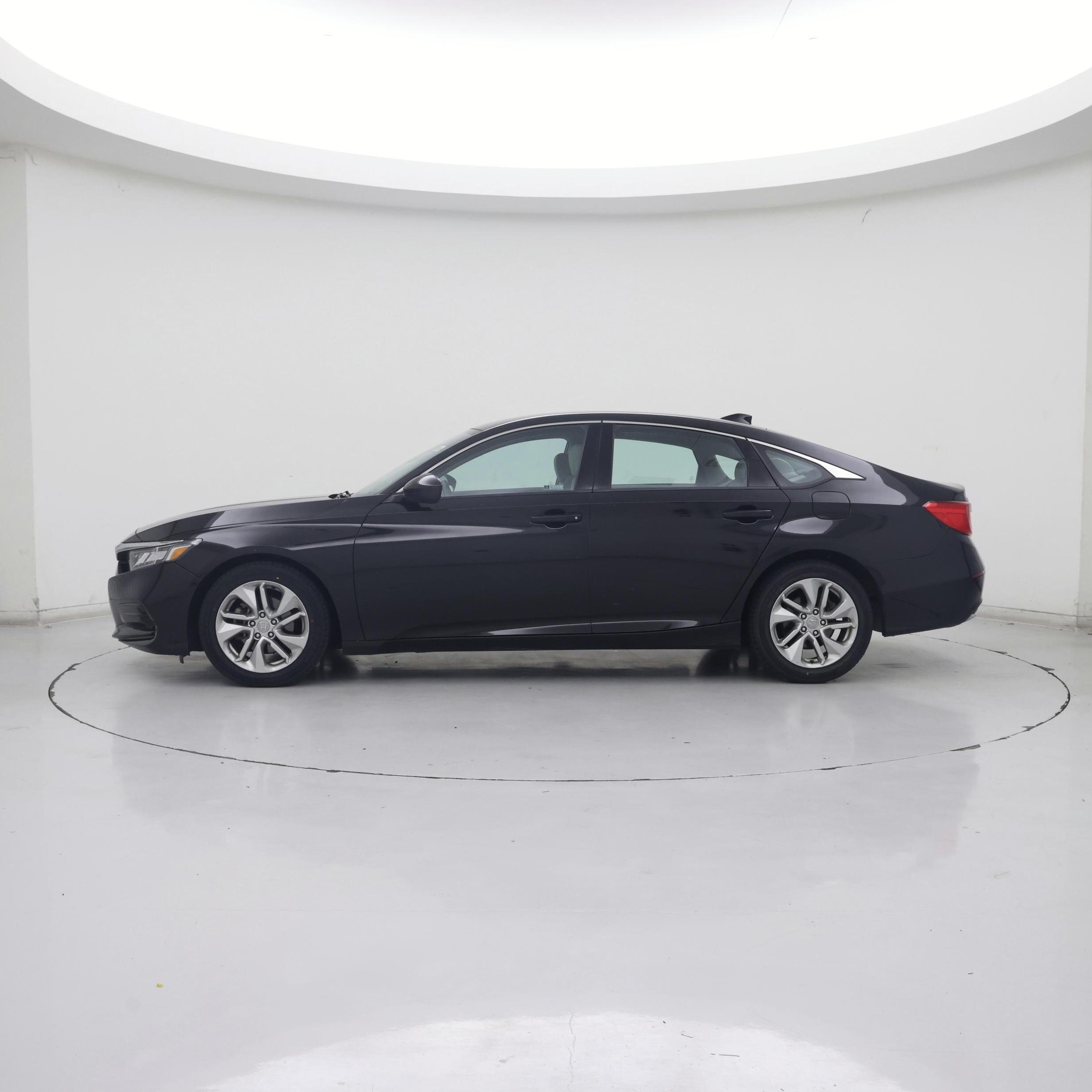 Thumbnail: 2018 Honda Accord - 3