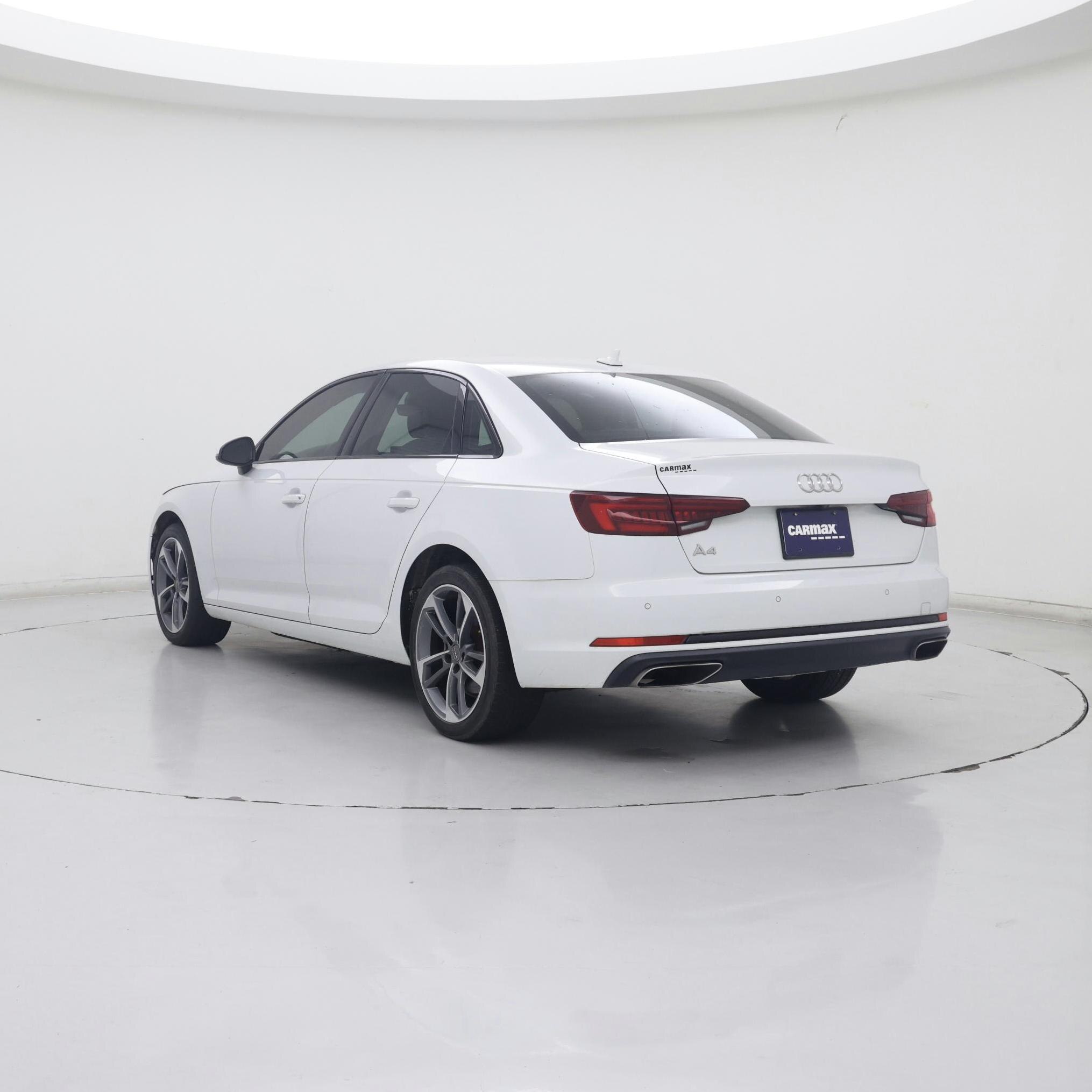 Thumbnail: 2019 Audi A4 - 2