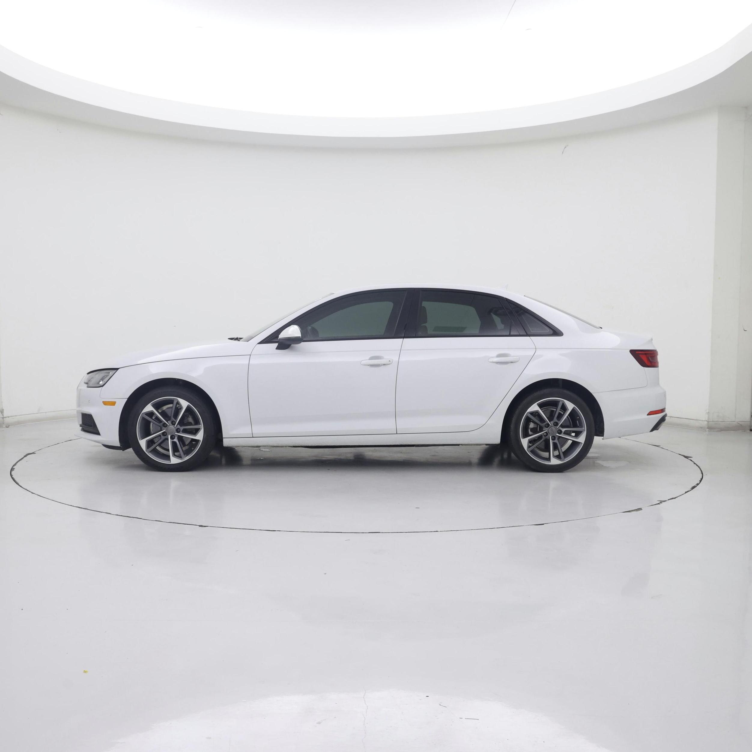 Thumbnail: 2019 Audi A4 - 3