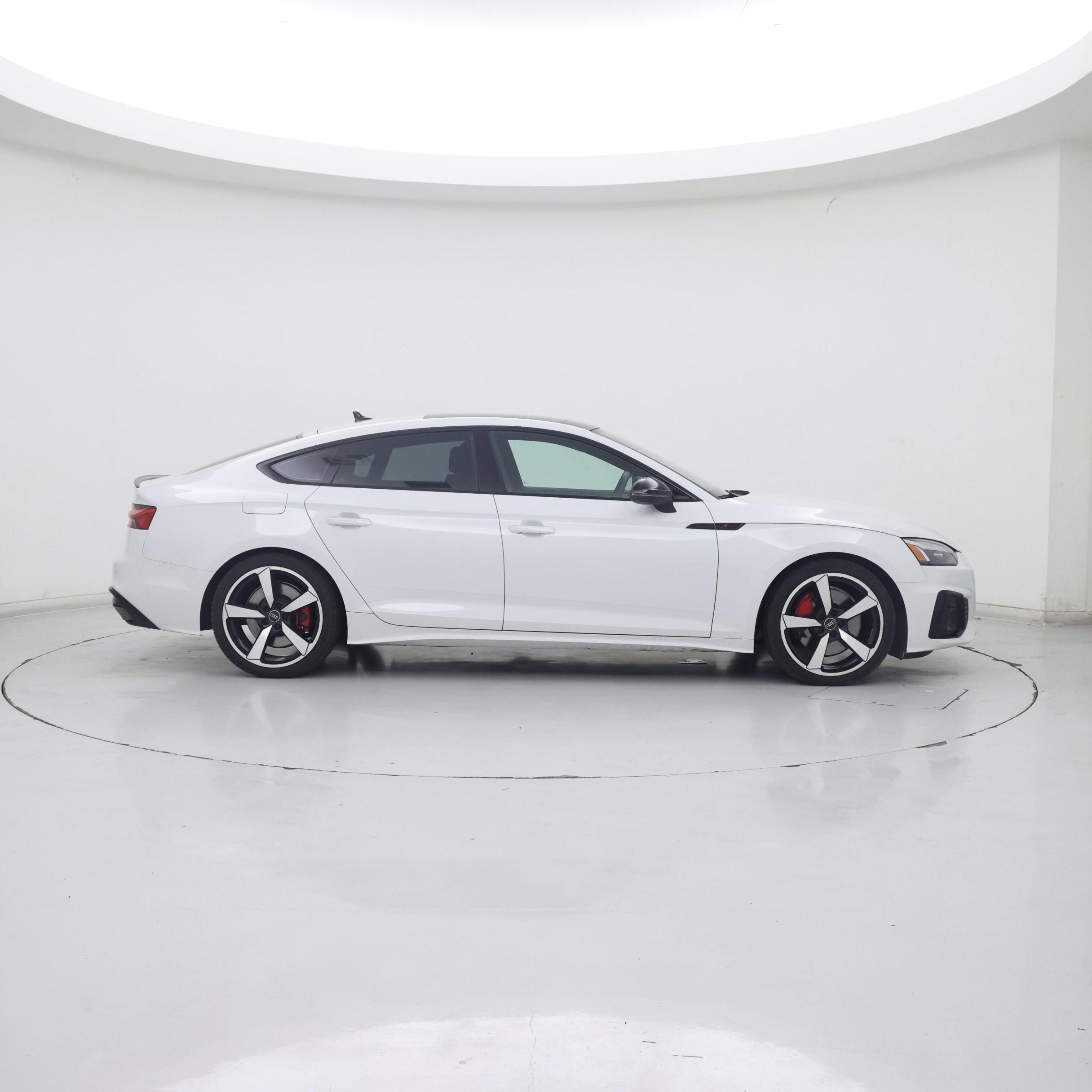 Thumbnail: 2023 Audi A5 - 7
