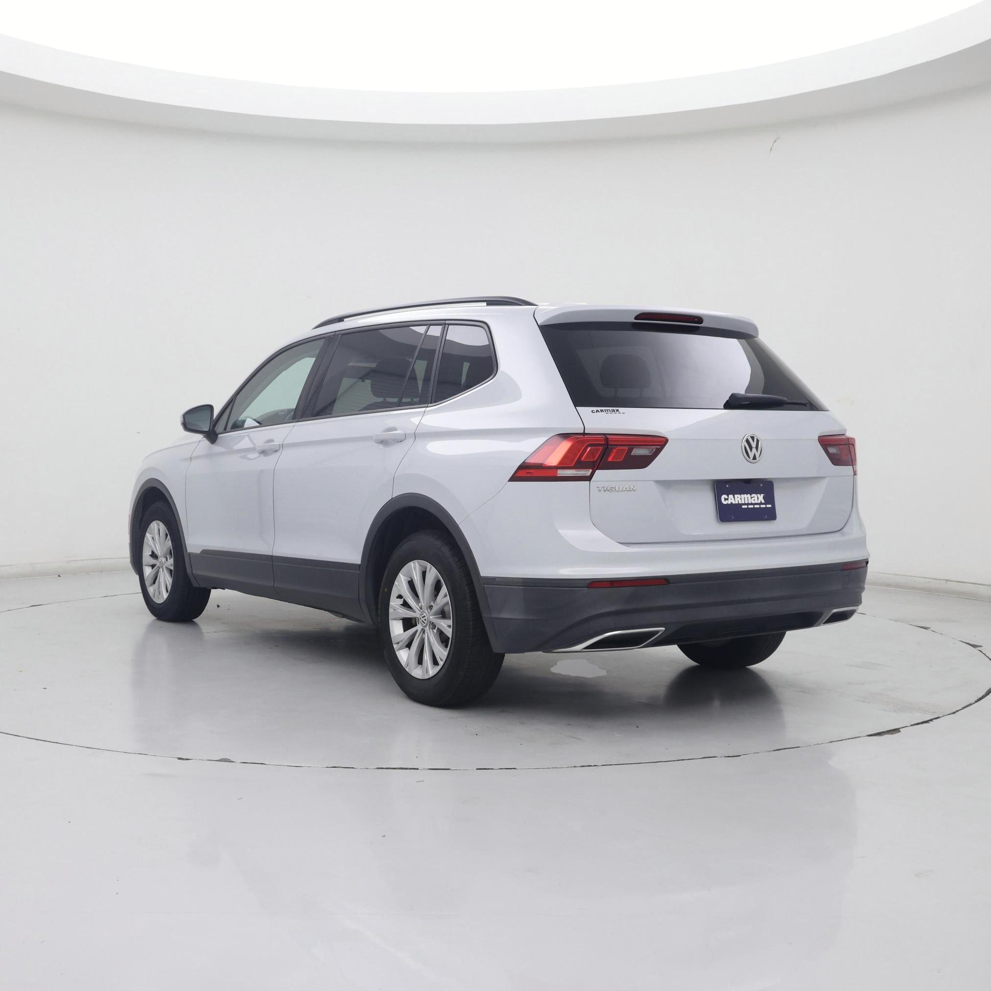 Thumbnail: 2019 Volkswagen Tiguan - 2