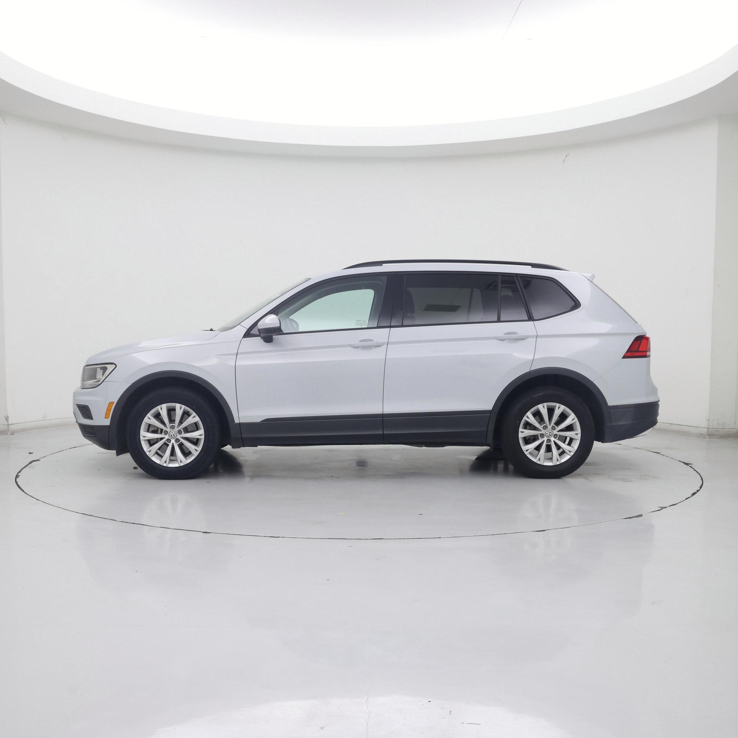 Thumbnail: 2019 Volkswagen Tiguan - 3