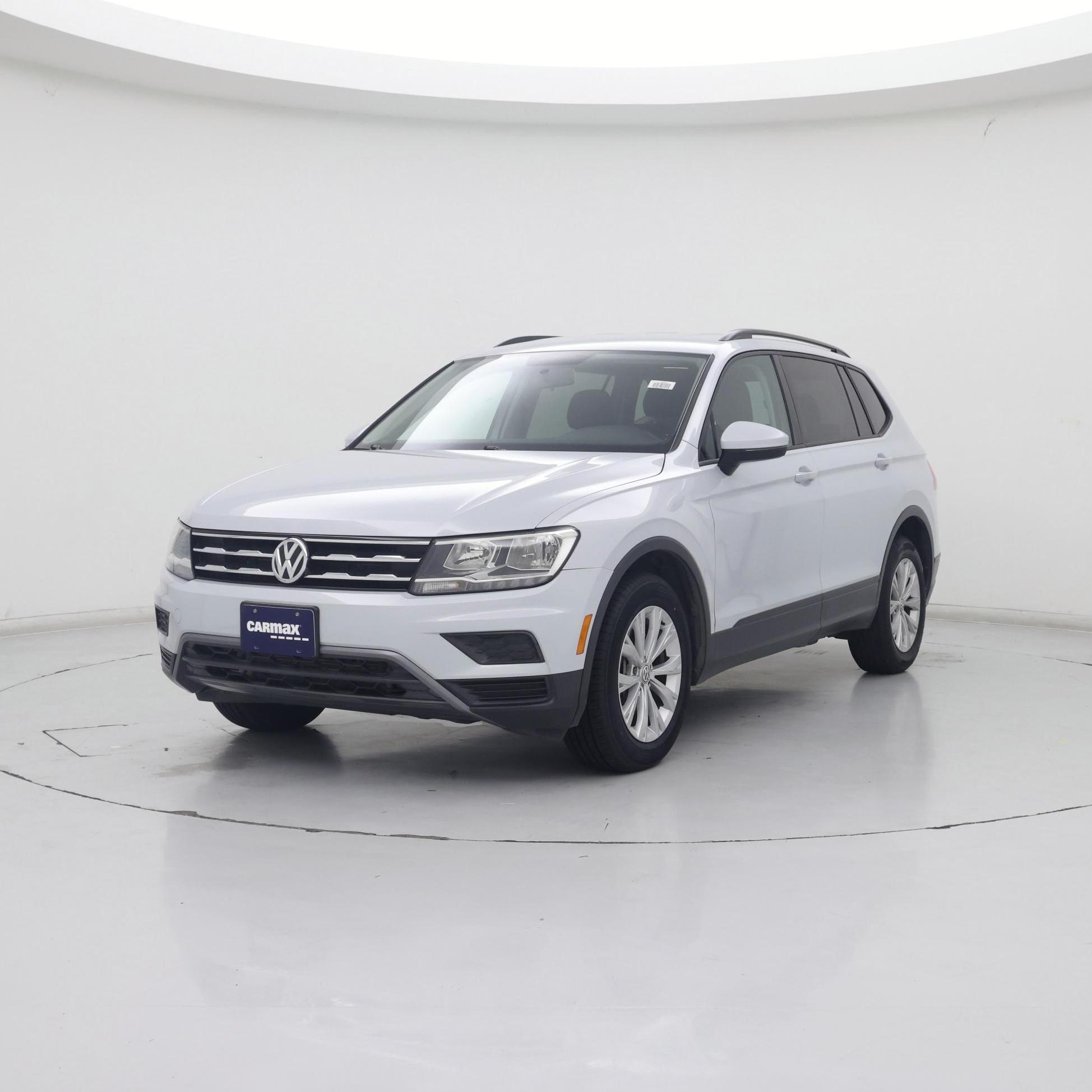 Thumbnail: 2019 Volkswagen Tiguan - 4