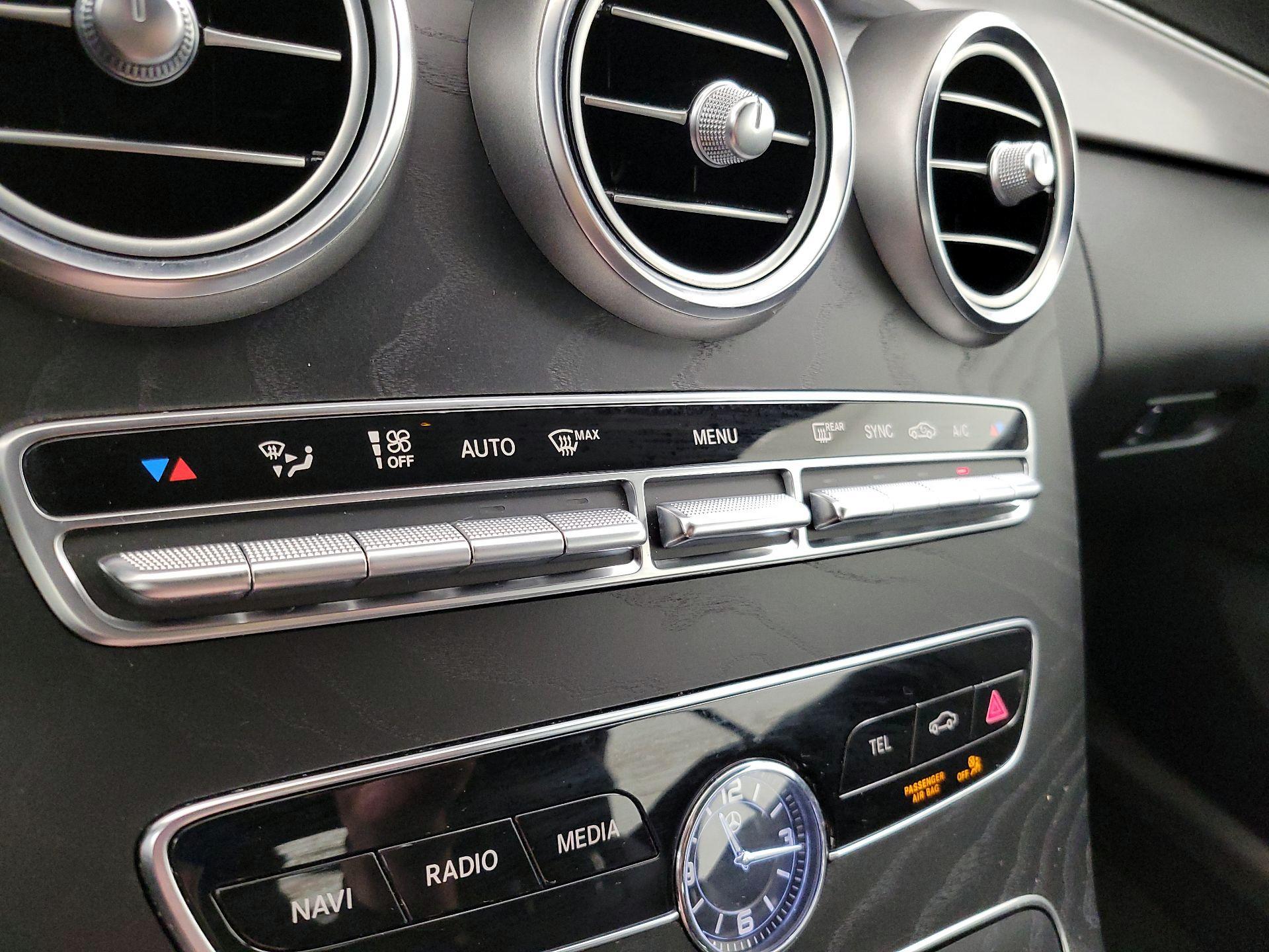 Thumbnail: 2019 Mercedes-Benz C-Class - 17