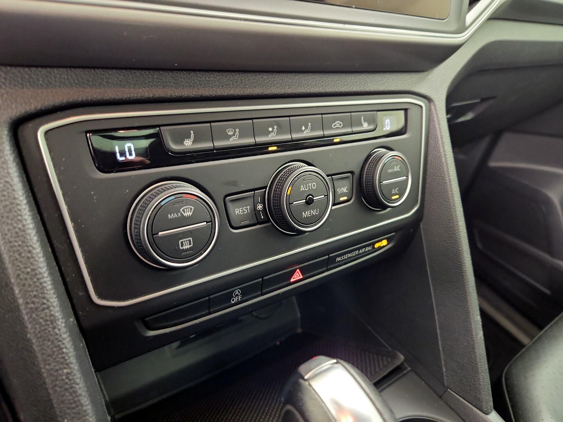 Thumbnail: 2019 Volkswagen Atlas - 16