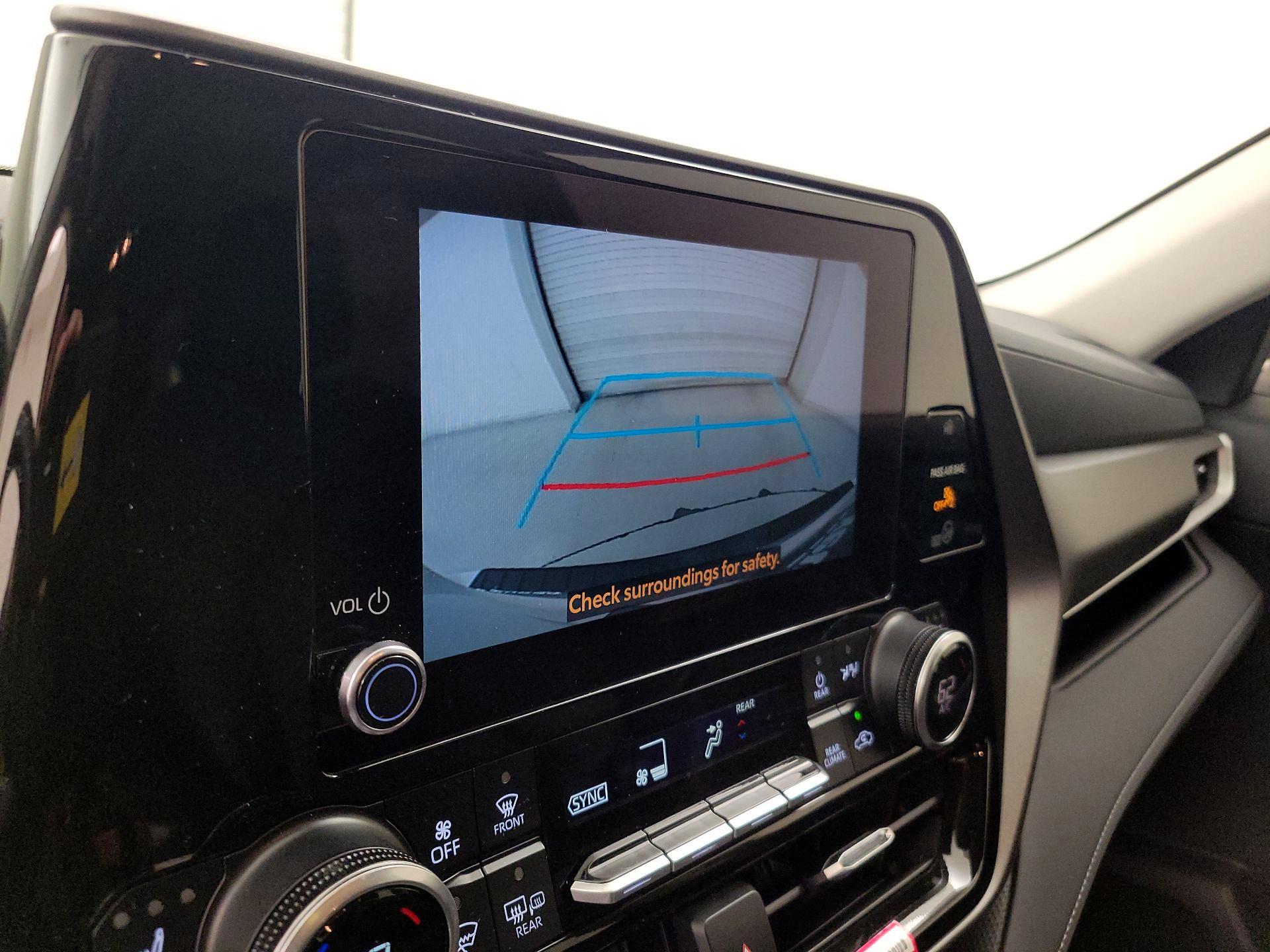 Thumbnail: 2024 Toyota Highlander - 14