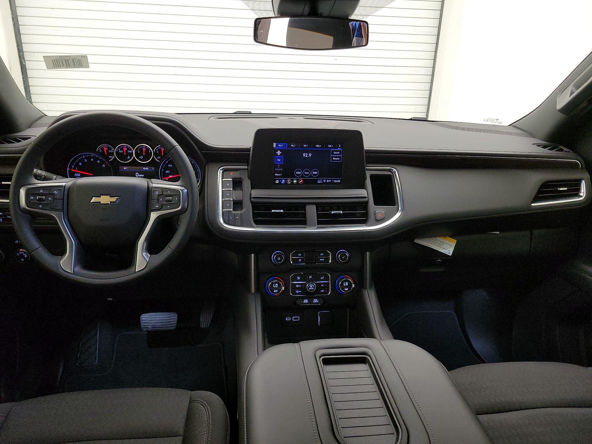 Thumbnail: 2023 Chevrolet Tahoe - 9
