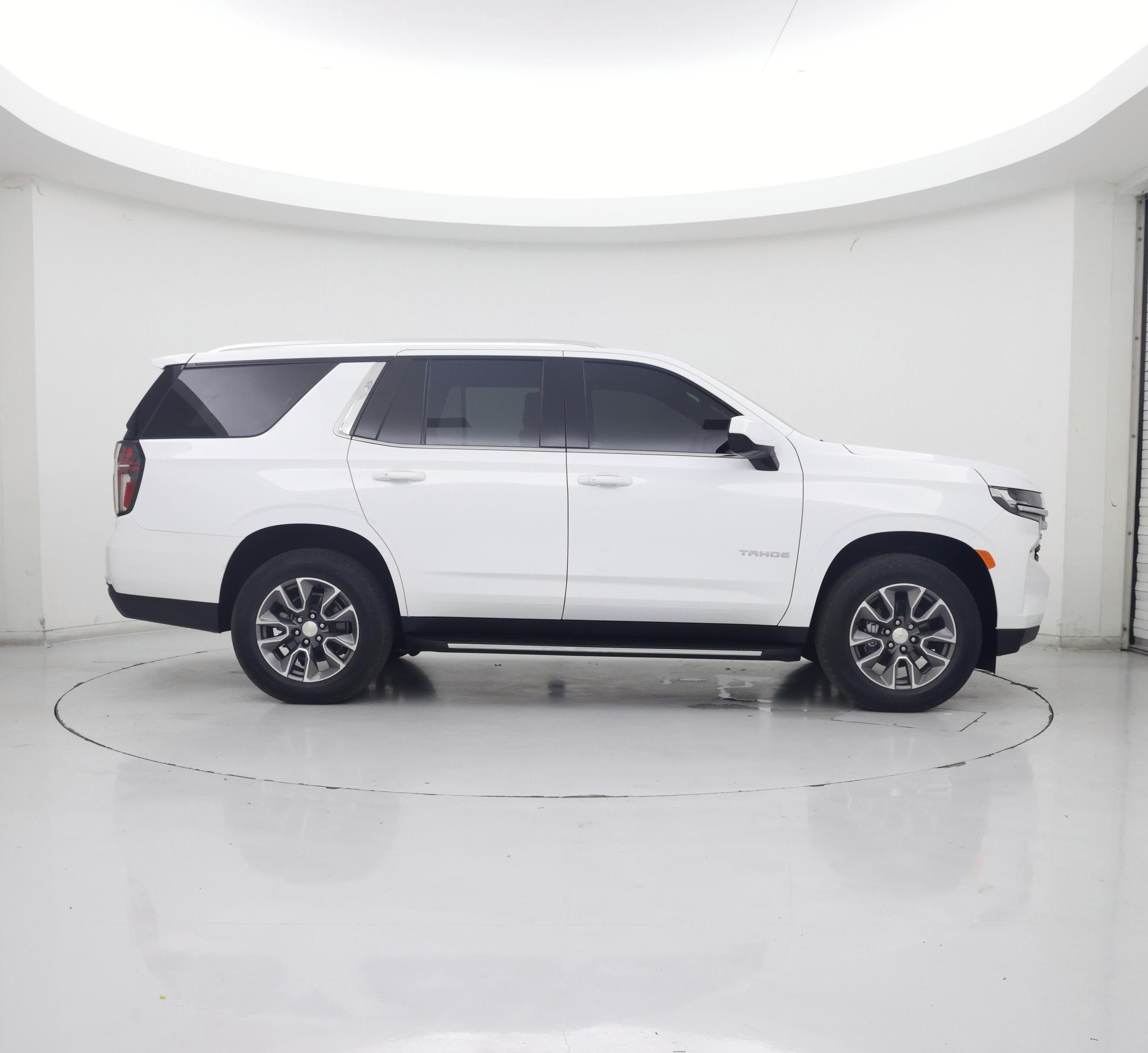 Thumbnail: 2023 Chevrolet Tahoe - 7
