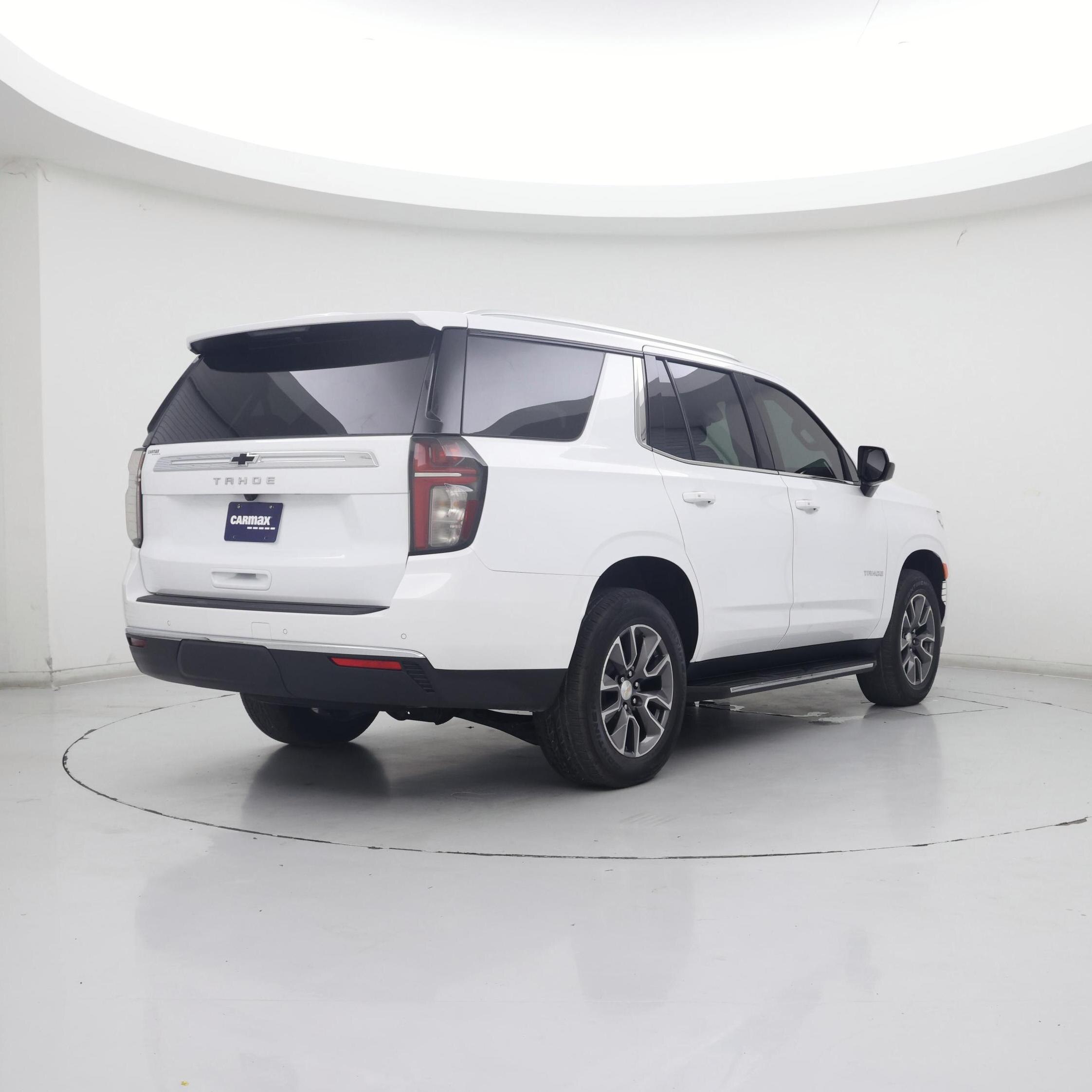 Thumbnail: 2023 Chevrolet Tahoe - 8