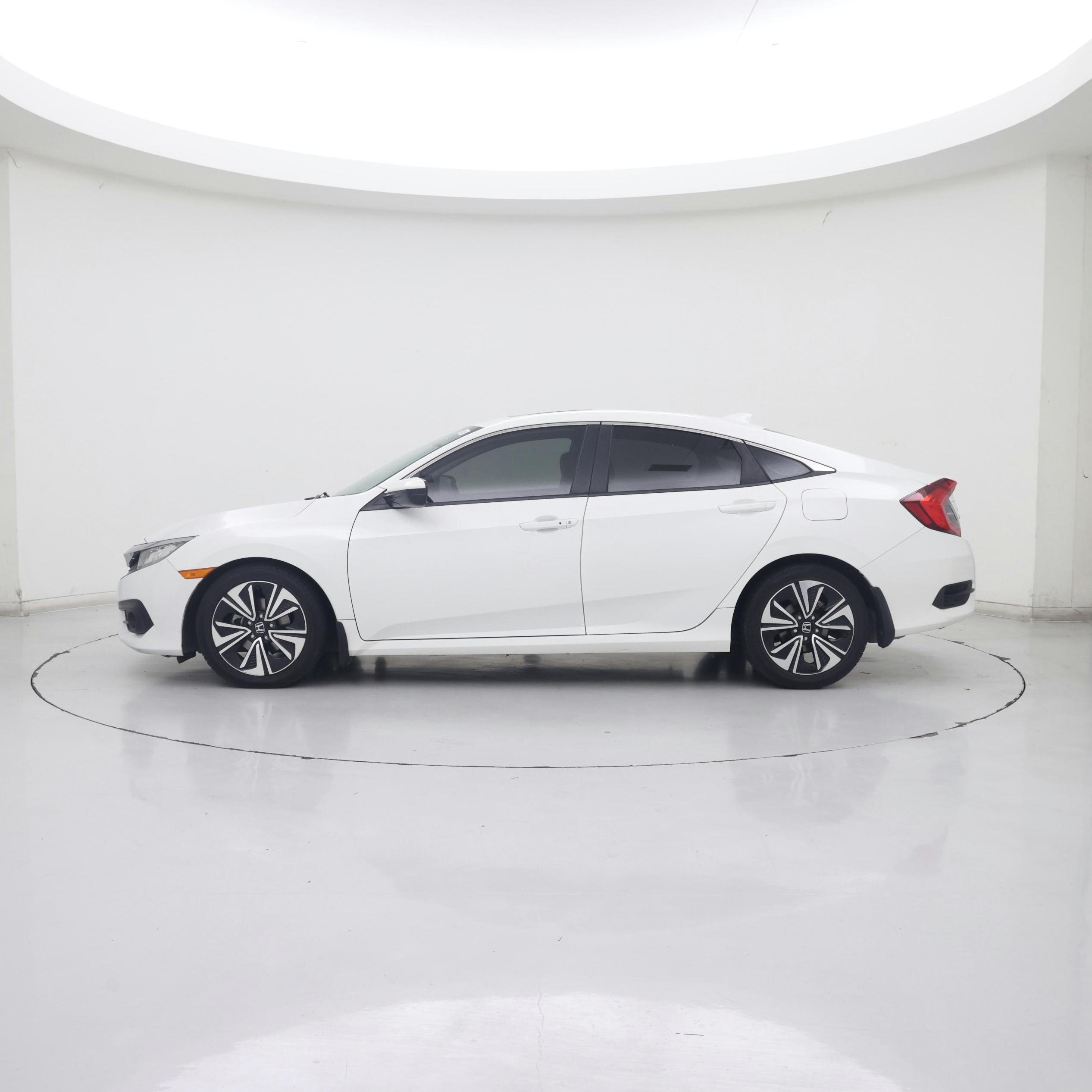 Thumbnail: 2018 Honda Civic - 3