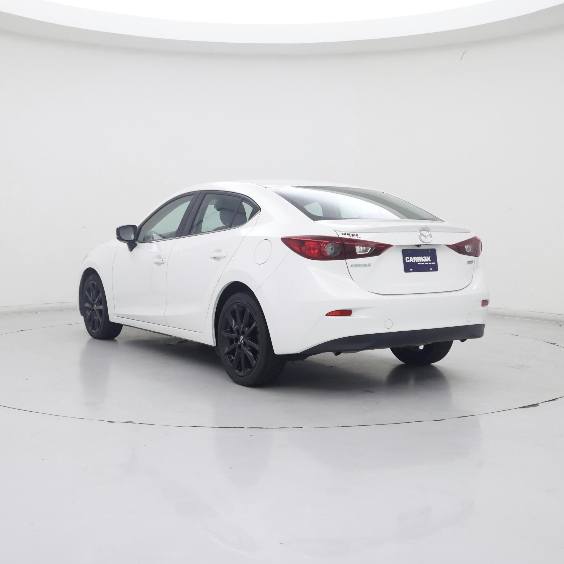 Thumbnail: 2018 Mazda Mazda3 - 2