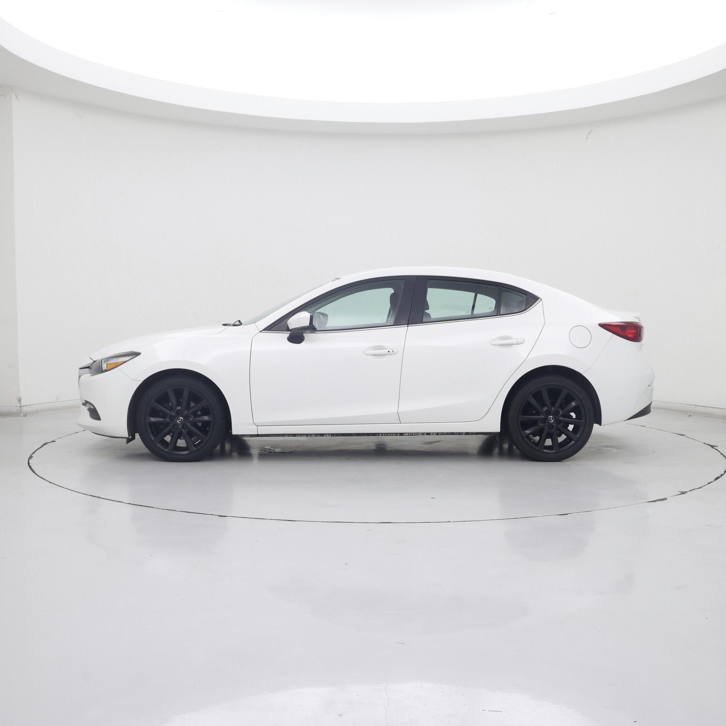 Thumbnail: 2018 Mazda Mazda3 - 3