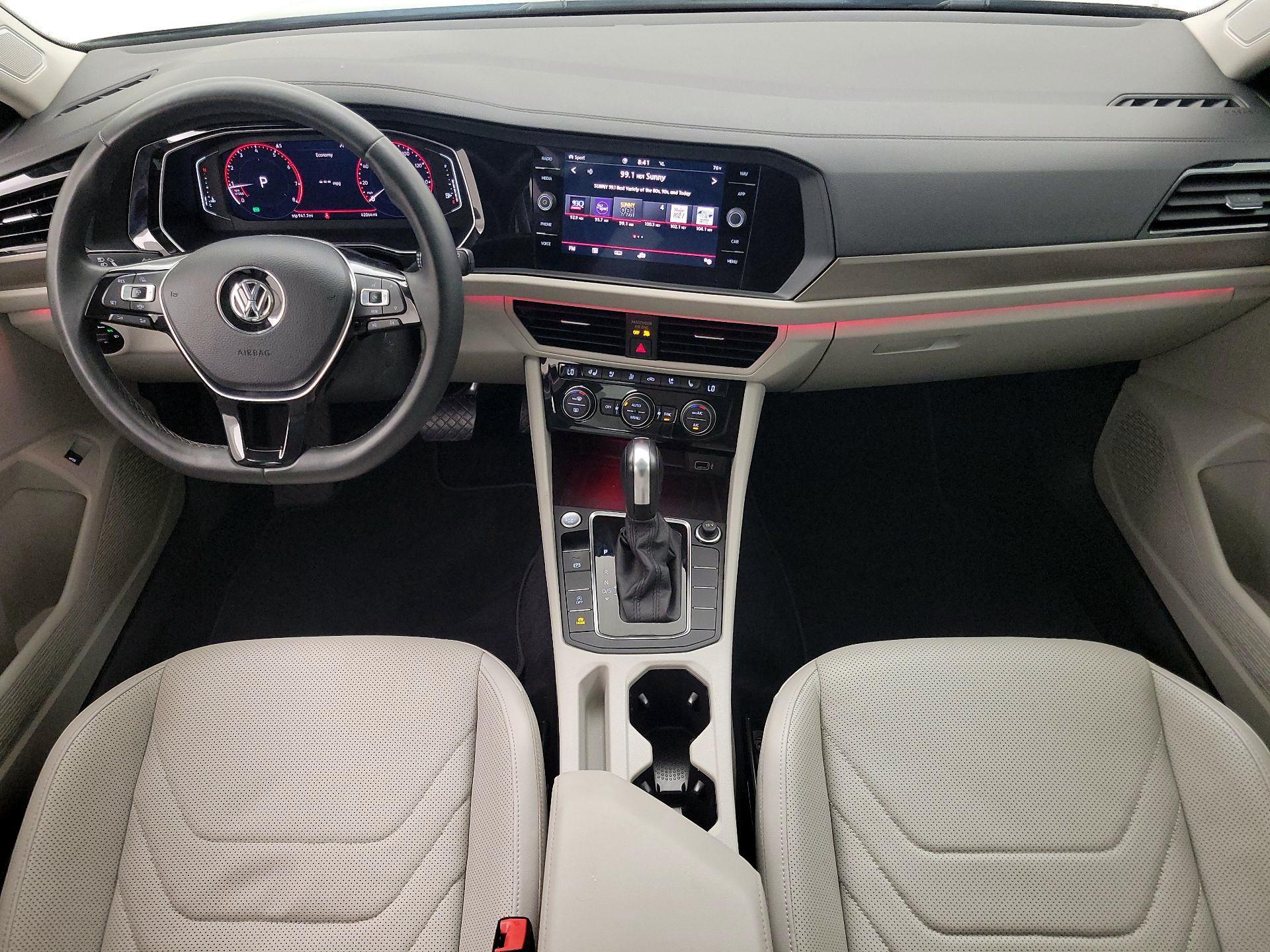 Thumbnail: 2020 Volkswagen Jetta - 9
