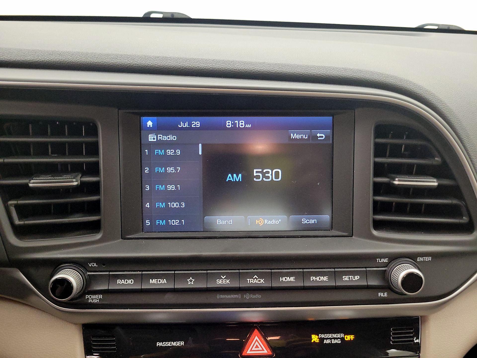 Thumbnail: 2020 Hyundai Elantra - 15