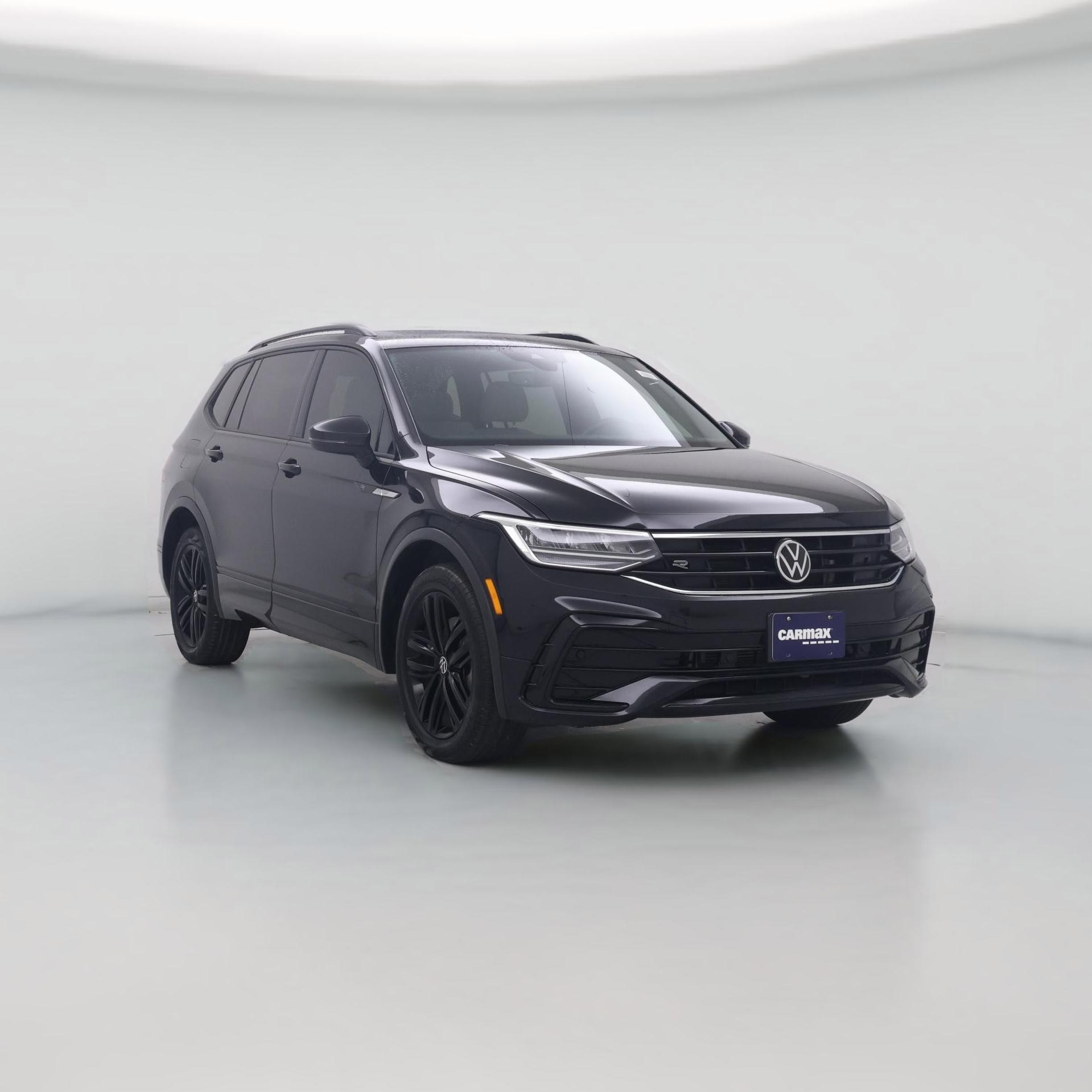Thumbnail: 2022 Volkswagen Tiguan - 1