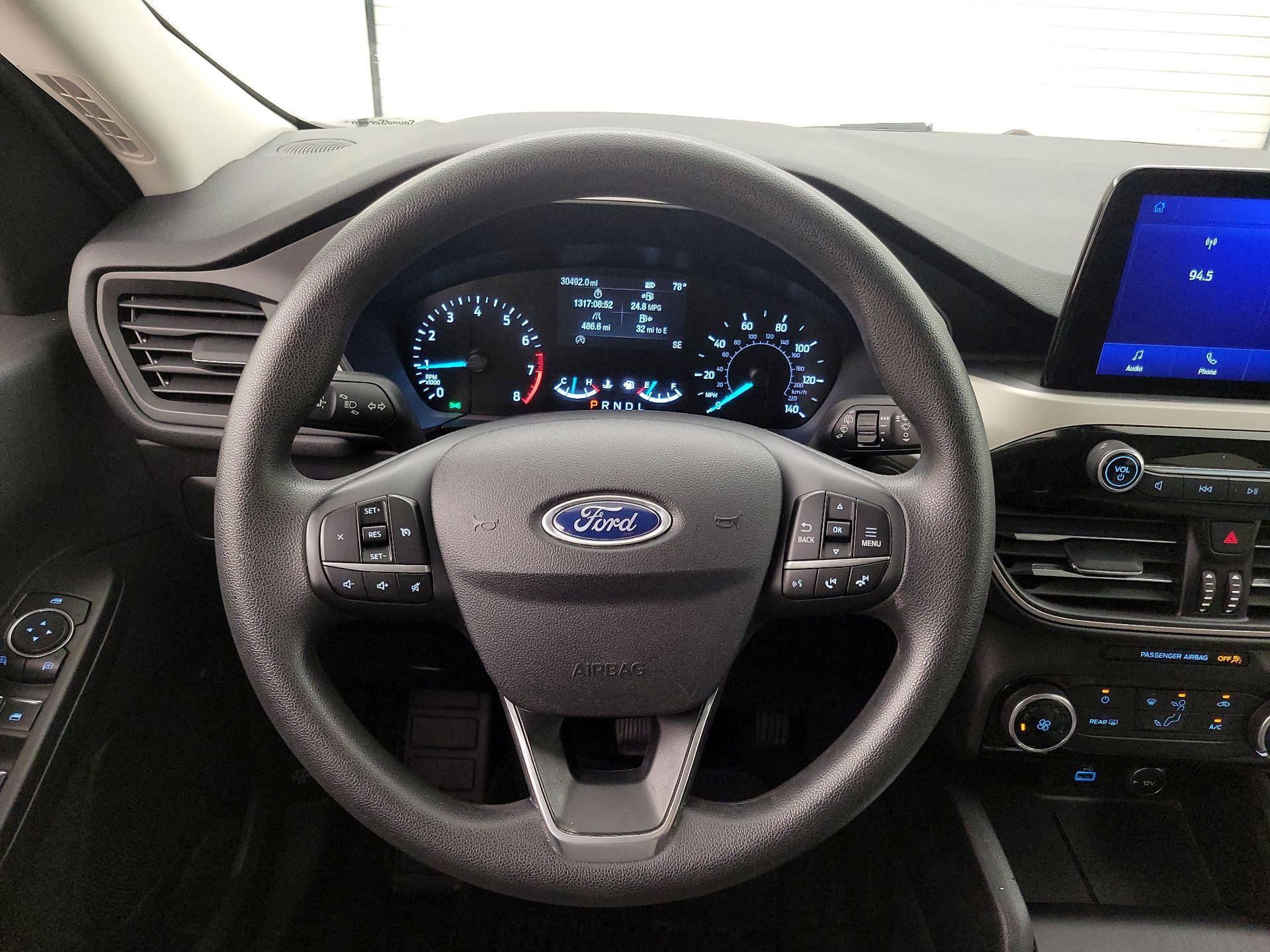 Thumbnail: 2021 Ford Escape - 10