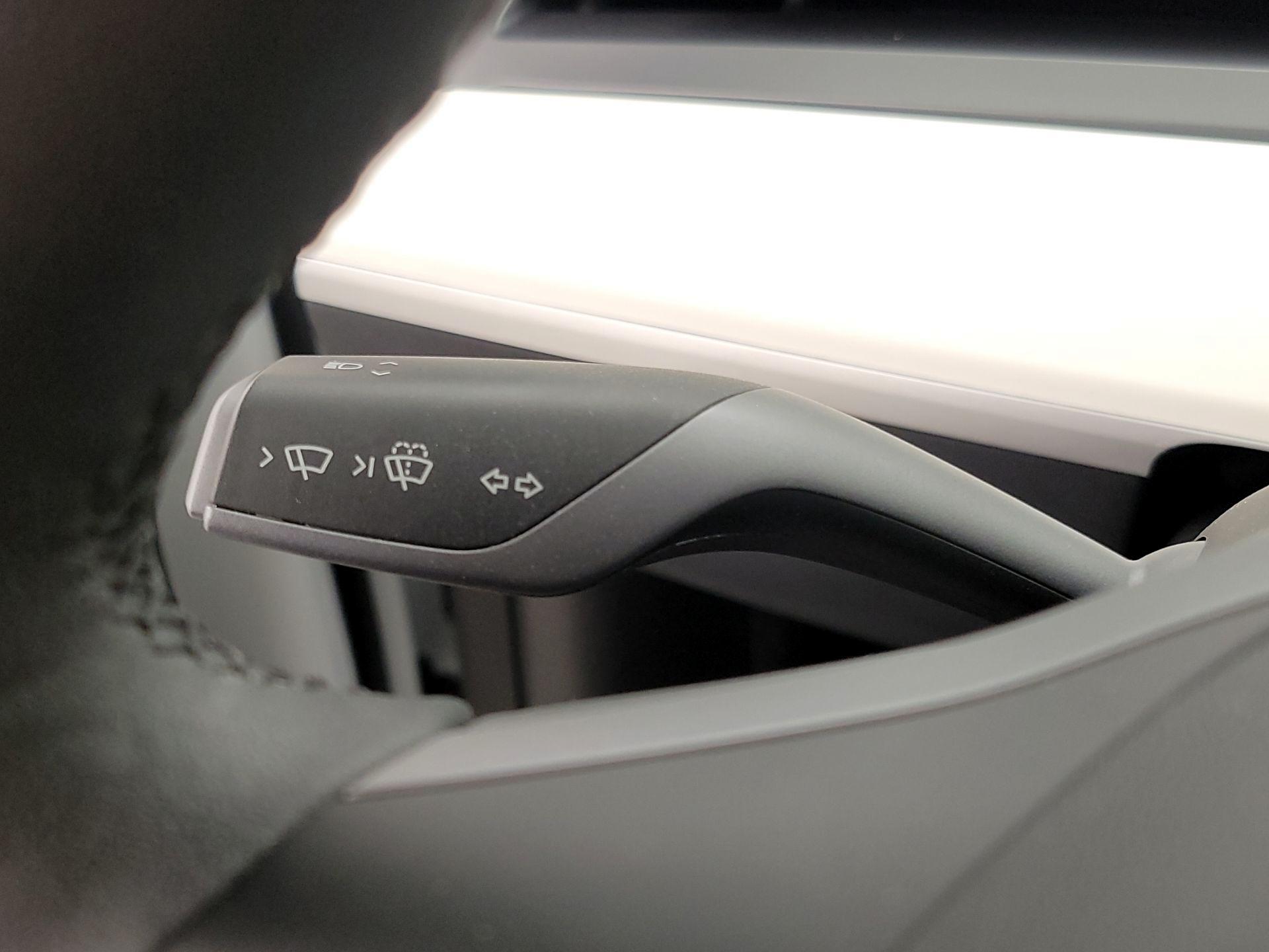 Thumbnail: 2022 Tesla Model Y - 13
