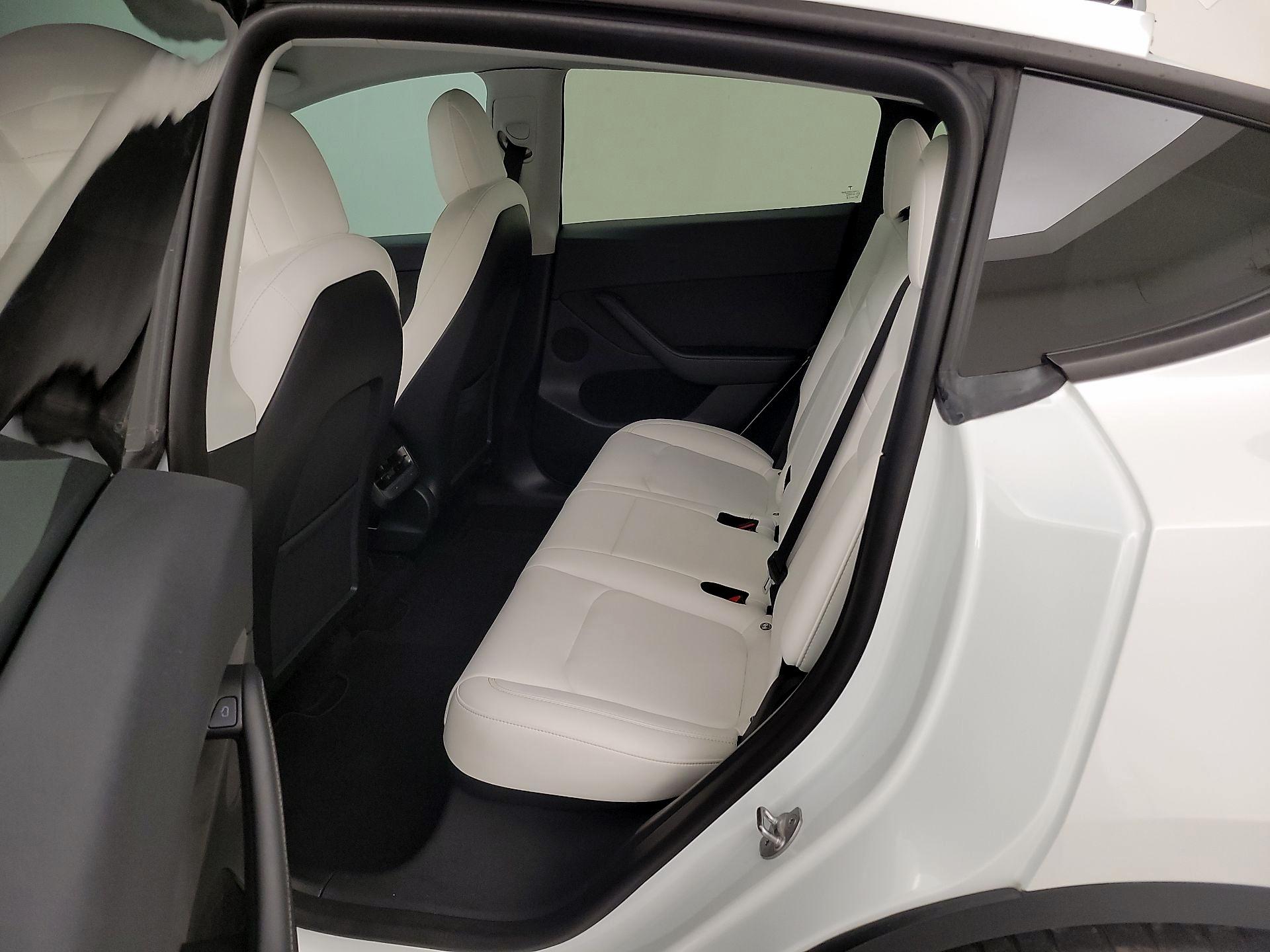 Thumbnail: 2022 Tesla Model Y - 20